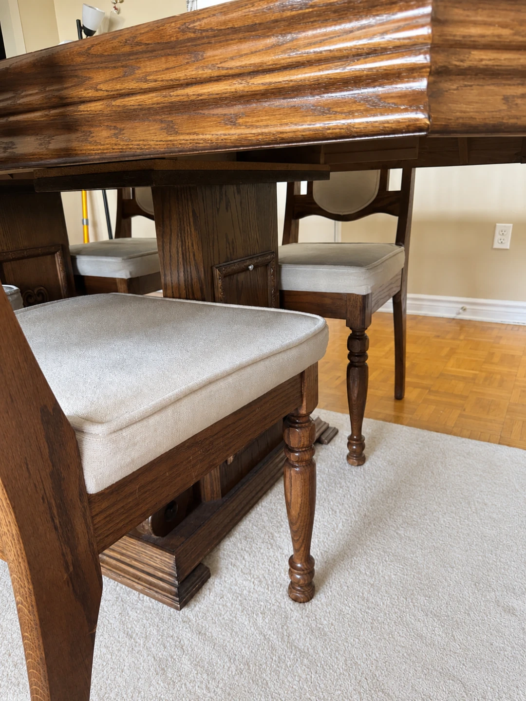Dining table - photo 3