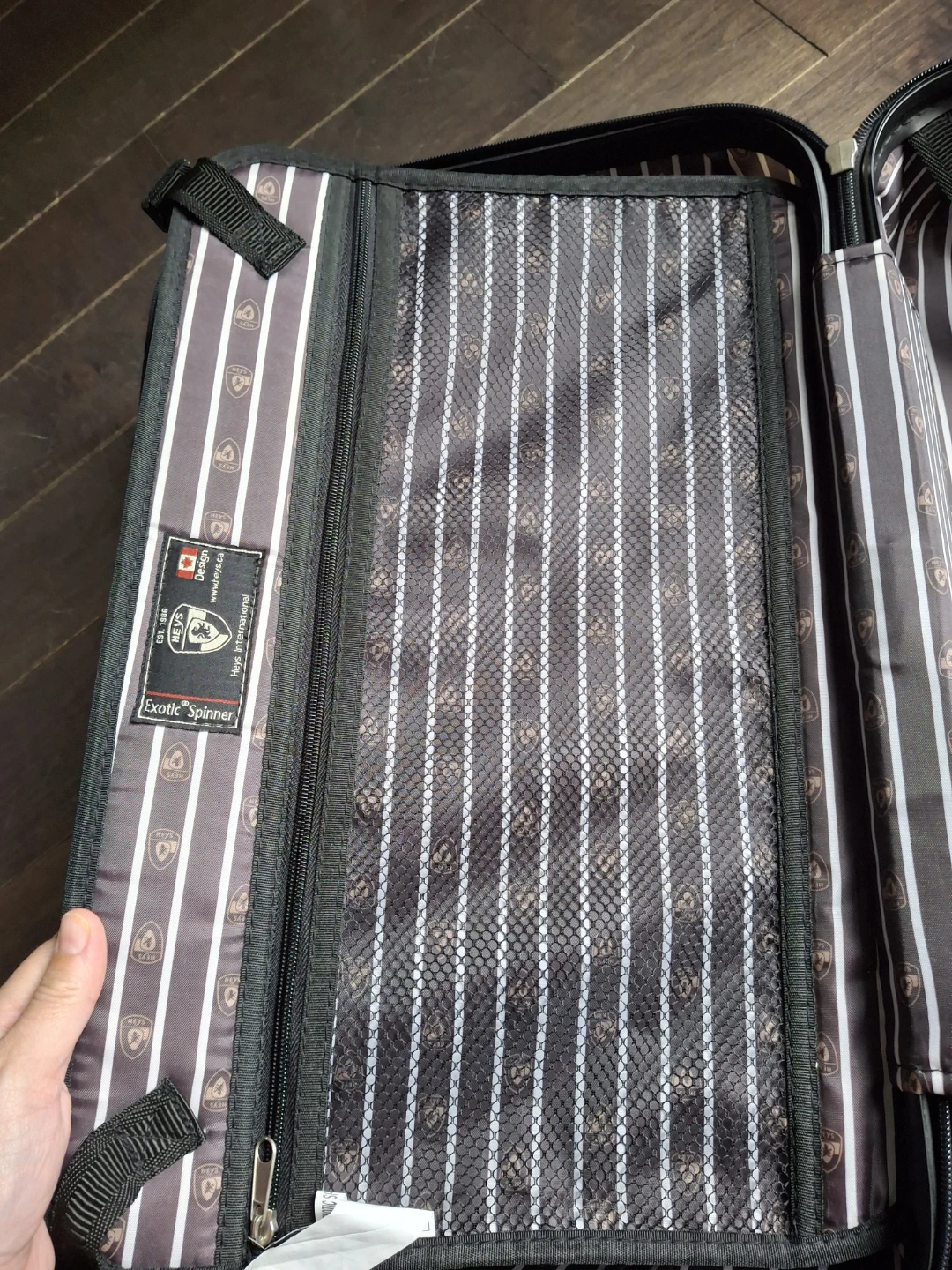 Heys Carry on luggage - photo 3