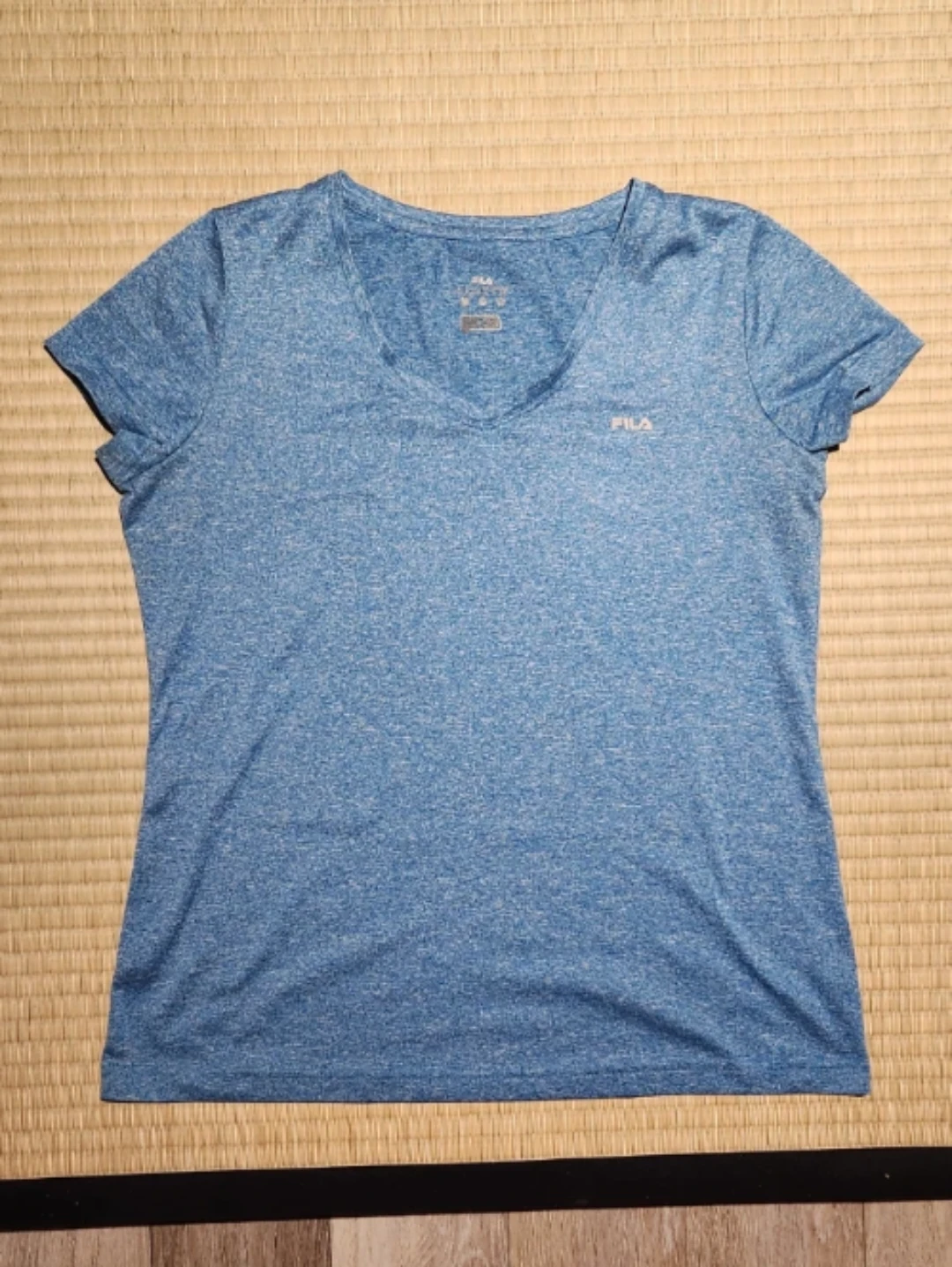 Fila Women's Blue V-Neck T-Shirt (Size Small)