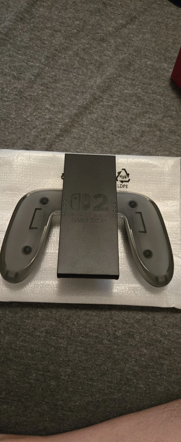Nintendo switch 2 joycon 2 charging grip - photo 2