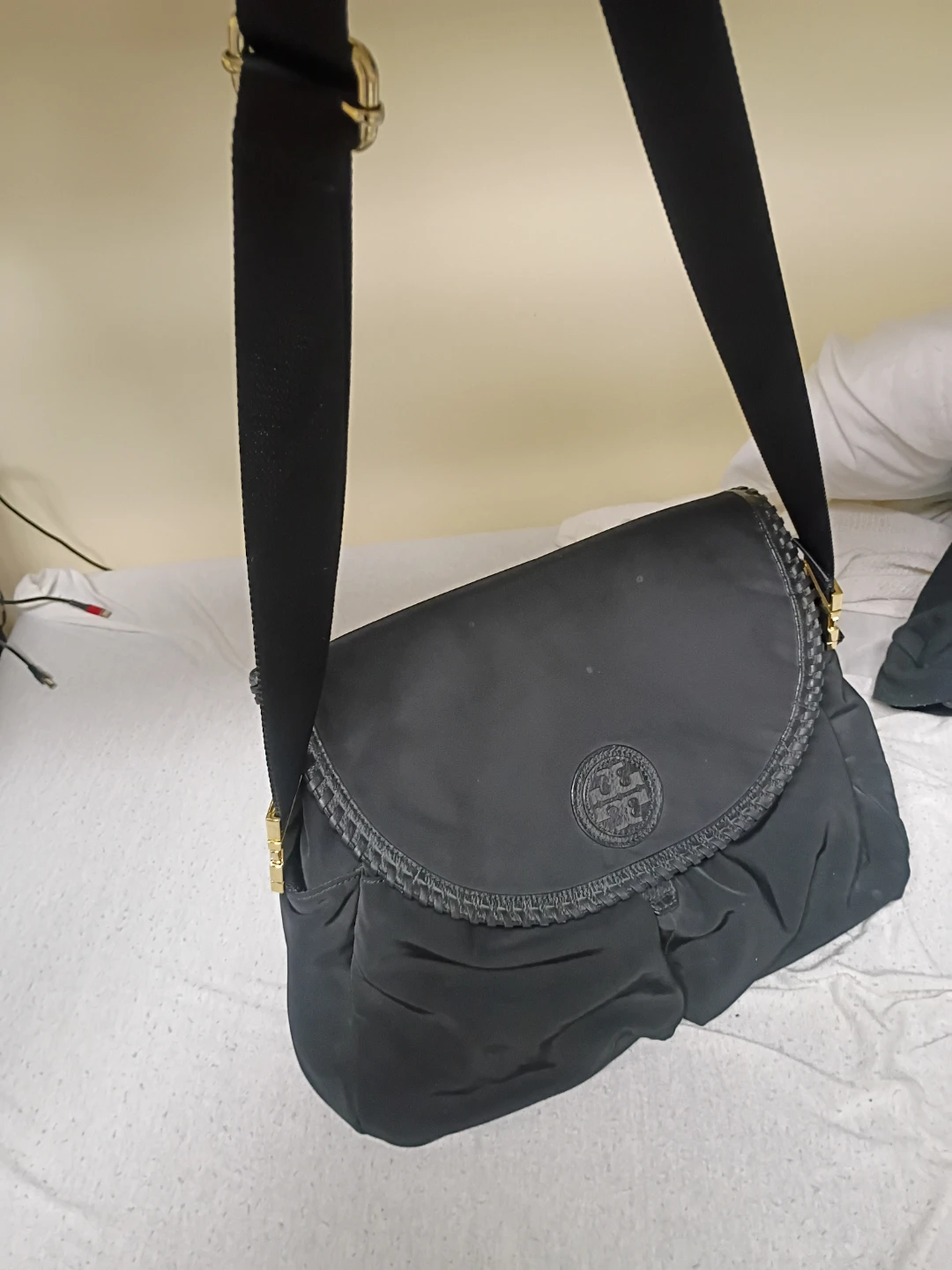 Tory Burch Black Nylon Diaper Bag with changing pad - photo 5