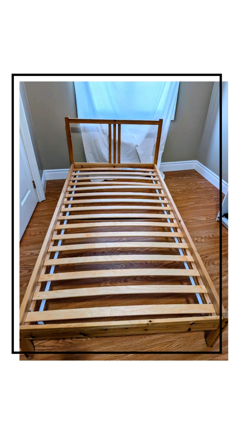 Free twin bed 🌷