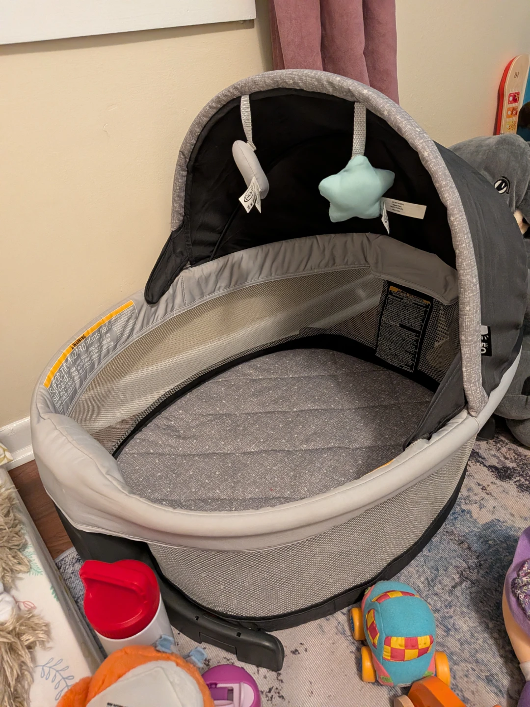 Graco Playard with Canopy and Mobile - photo 4