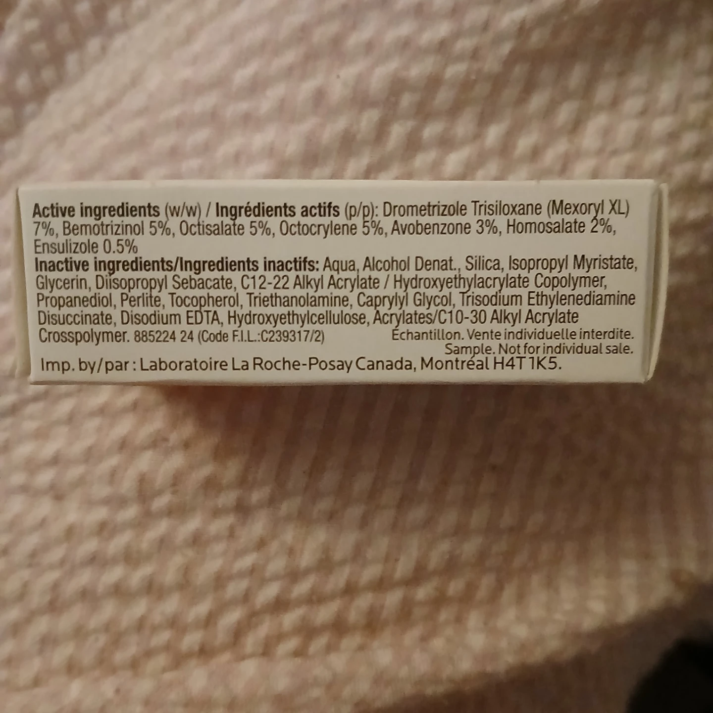 Burt's Bees Lip Scrub and La Roche-Posay Sample - photo 3
