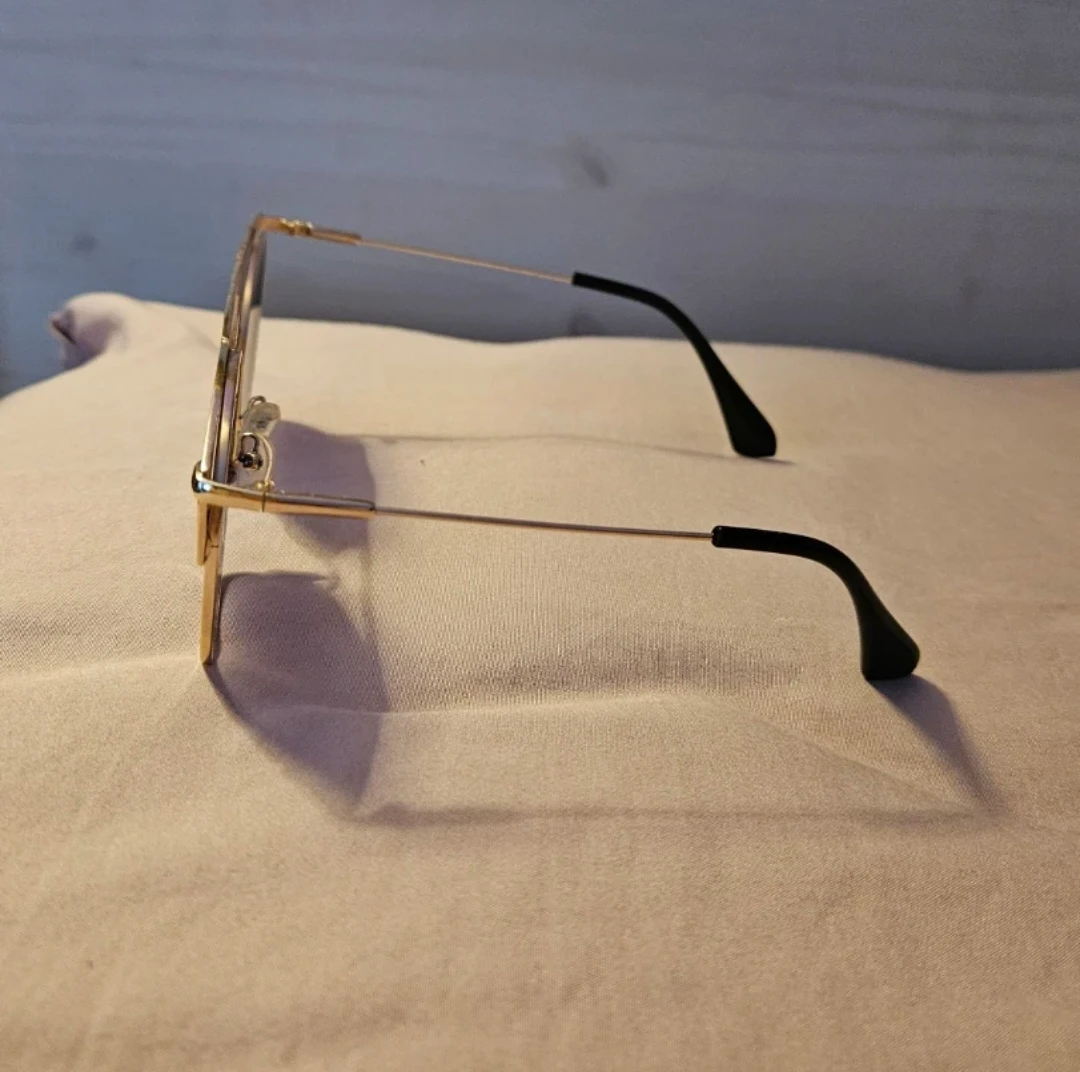 OCCO Sunglasses - Black & Gold Cat Eye Style - photo 4