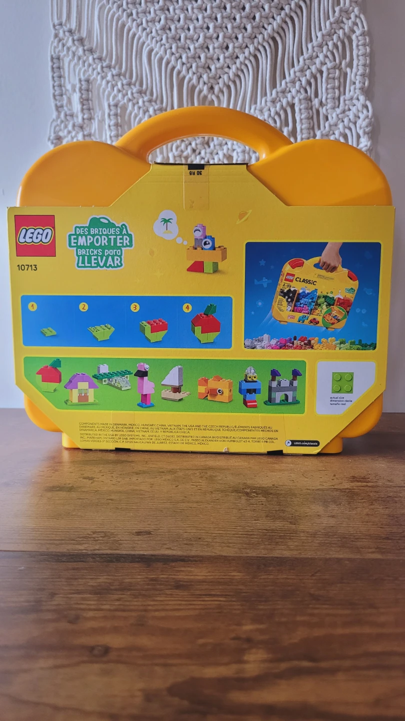 Brand New Sealed LEGO Classic Creative Suitcase – 213 Pieces - photo 2