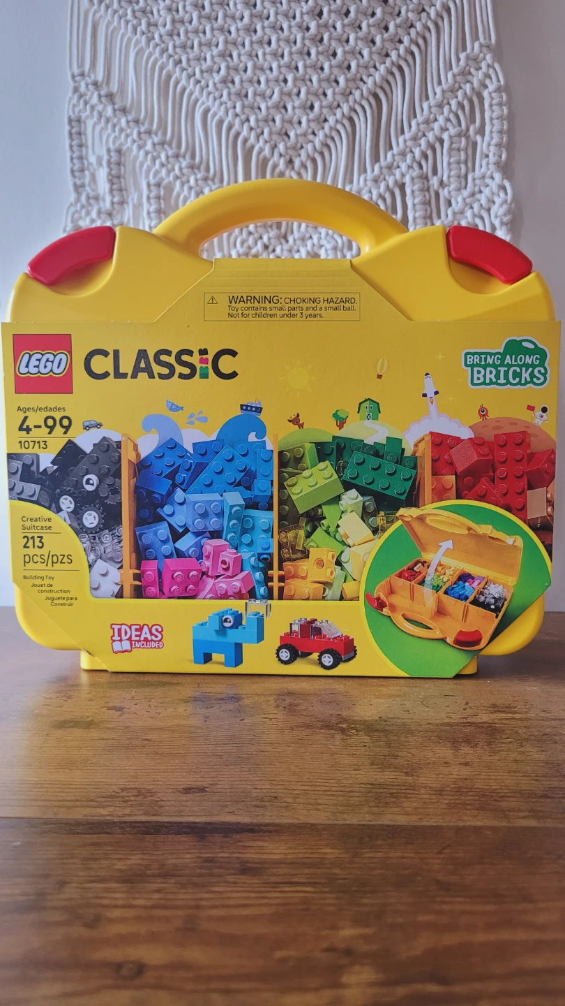 Brand New Sealed LEGO Classic Creative Suitcase – 213 Pieces - photo 5
