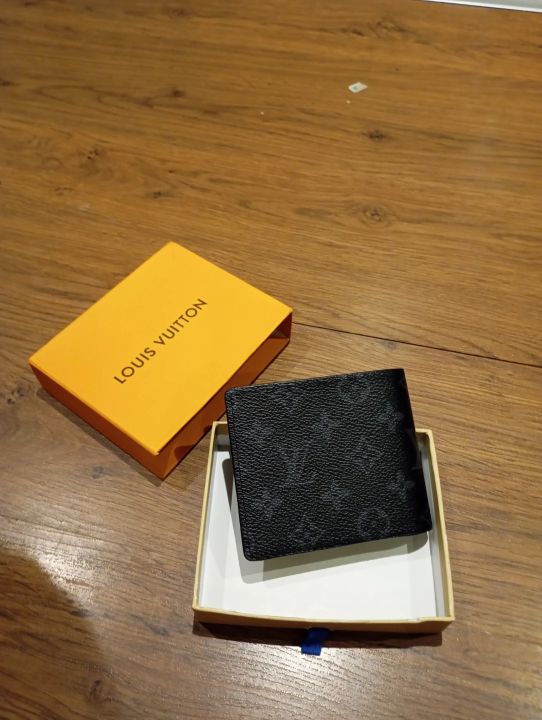 Louis Vuitton Wallet - photo 2