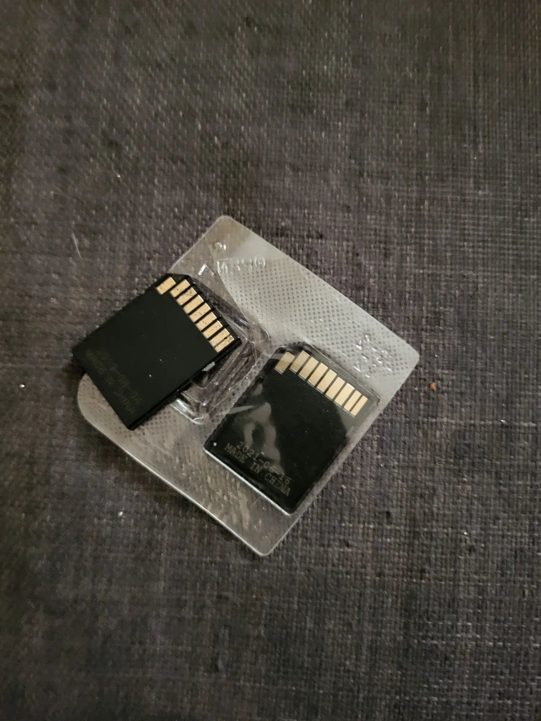 SanDisk MicroSD Card Adapter - photo 3