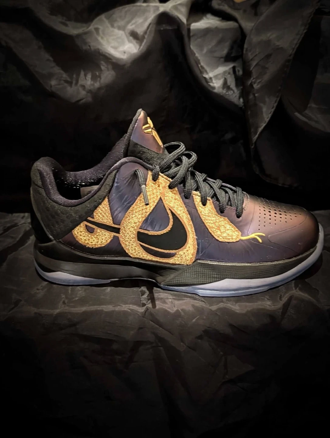 Nike Kobe V (GS) "Court Purple" DM4094-500