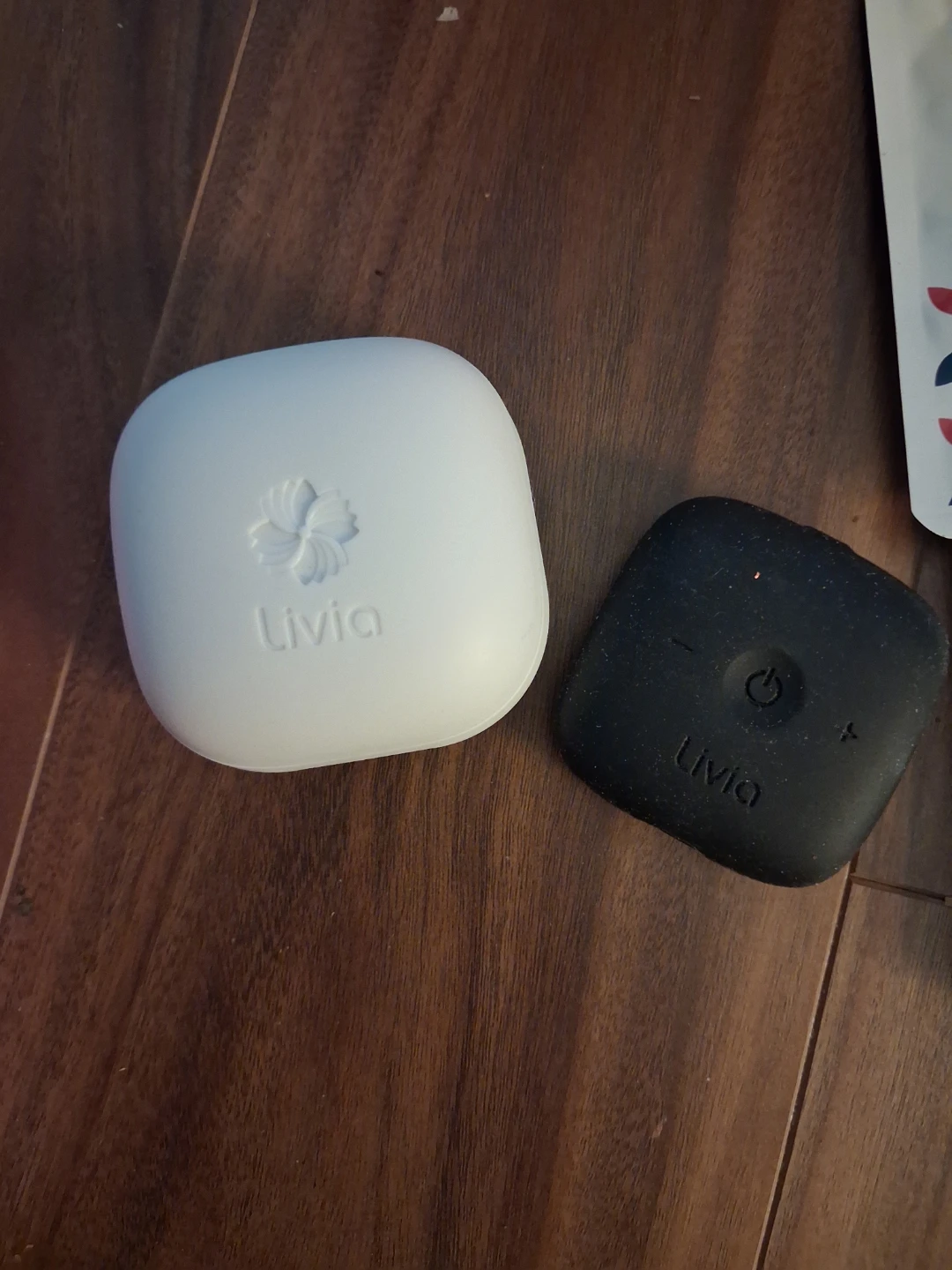 Livia Menstrual Pain Relief Device - photo 5