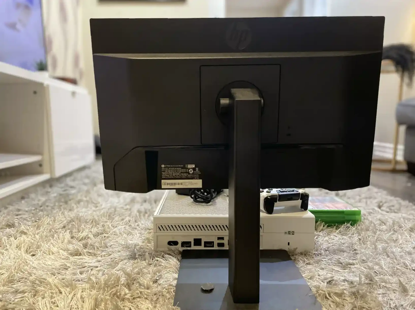 Xbox One  Bundle with Two Controllers and some games - photo 4