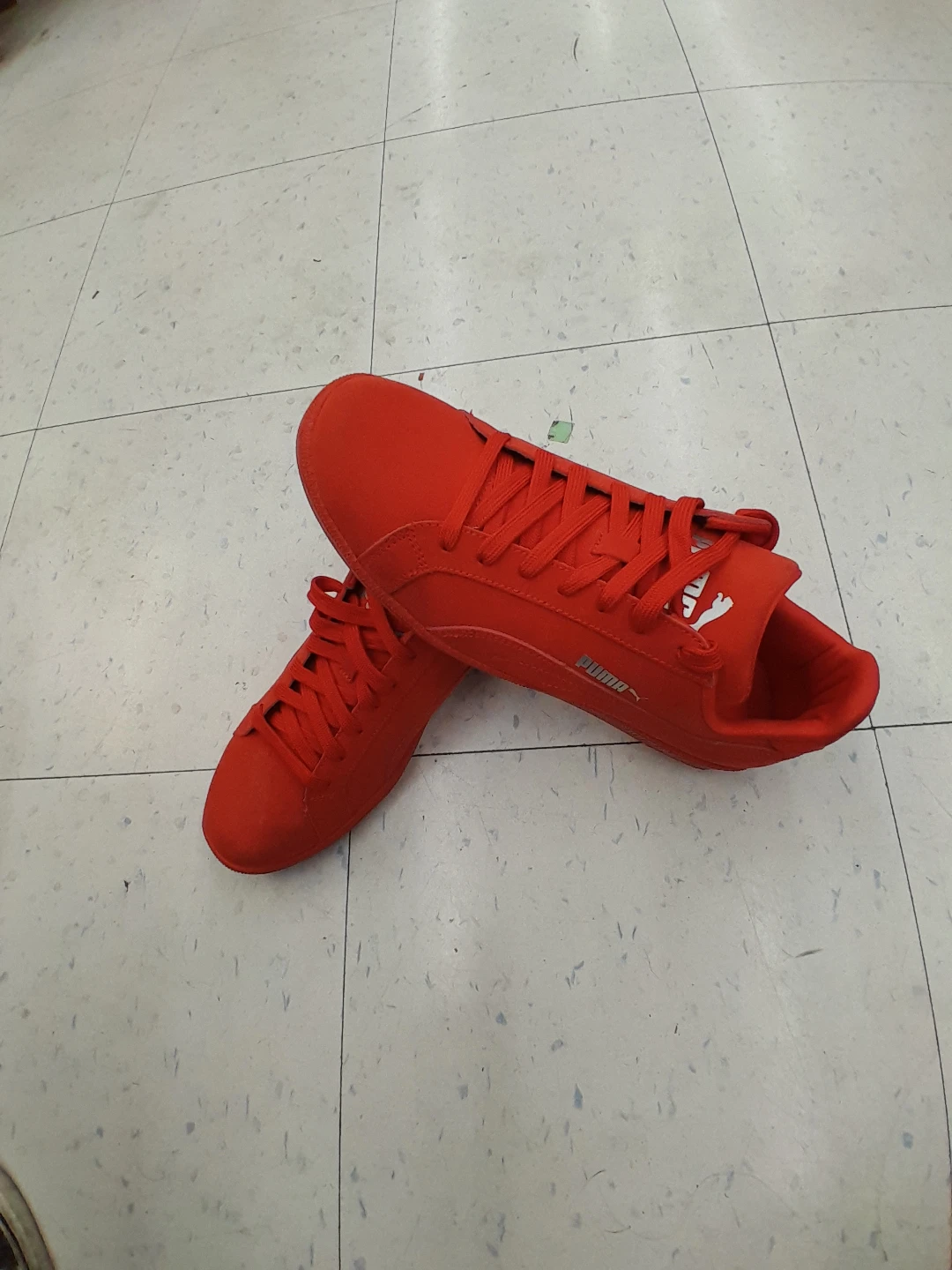 Puma Red Suede Sneakers Women's Size 8.5 - photo 3