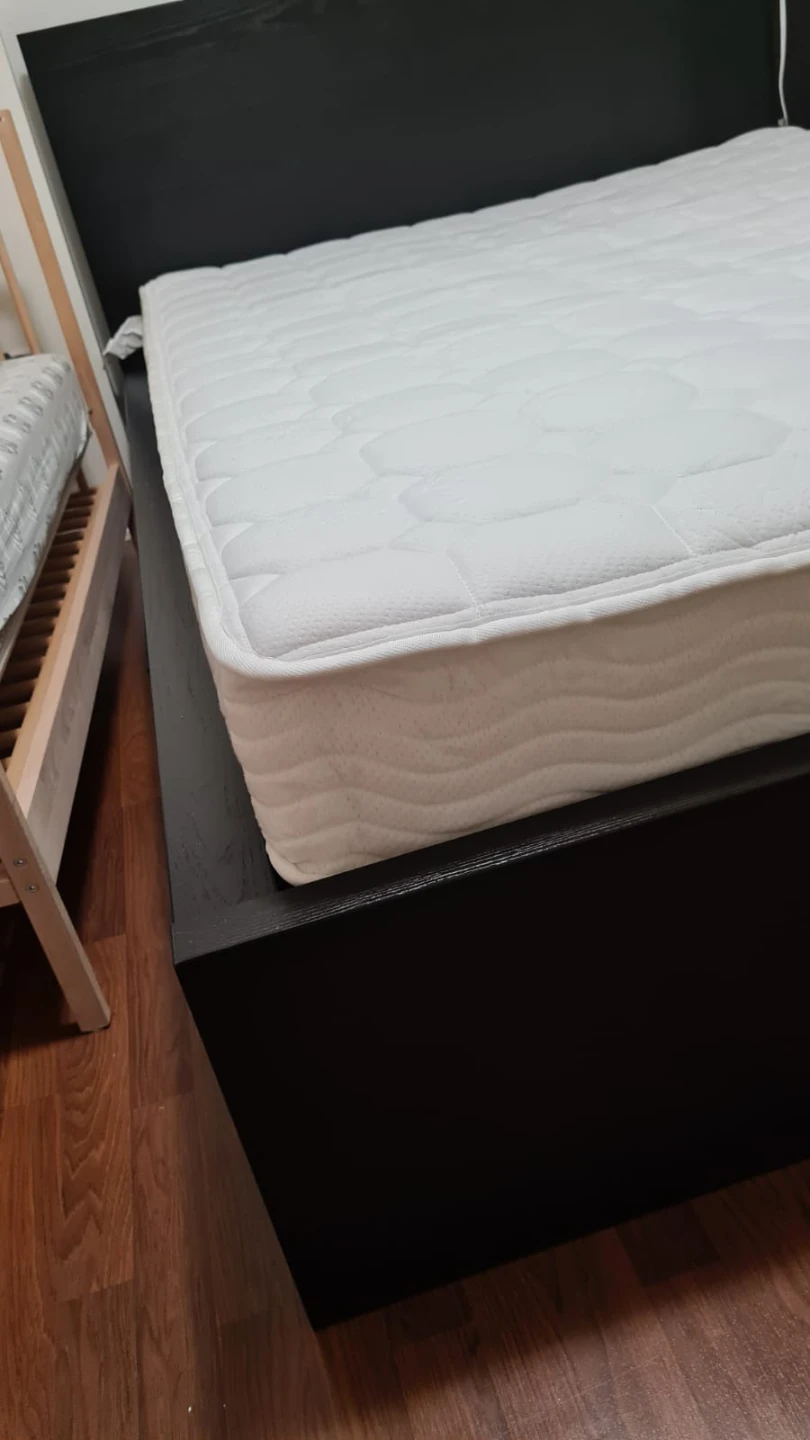 White Queen Size Mattress - photo 4