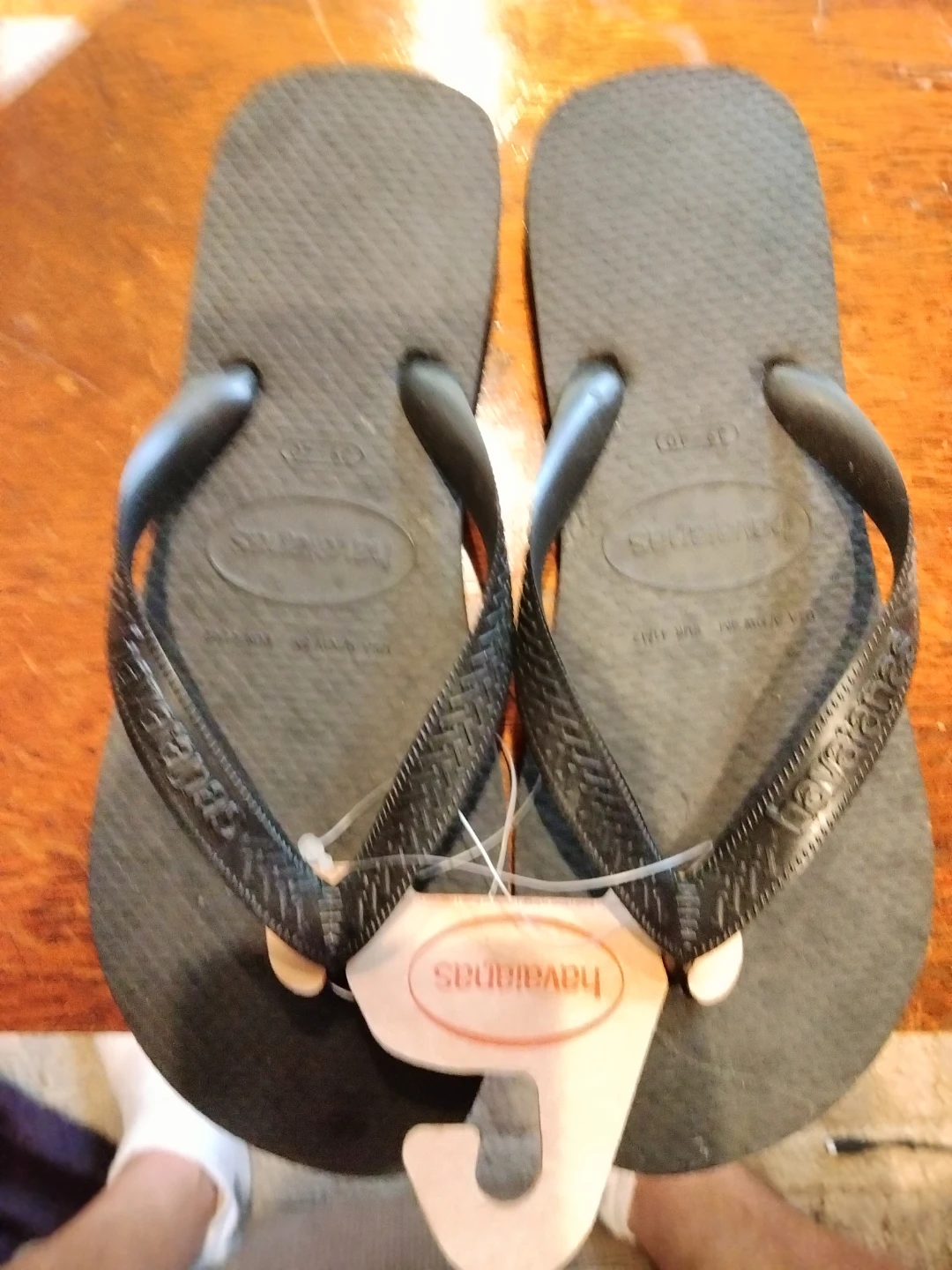 Havaianas Black Flip Flops Size 8 - photo 2