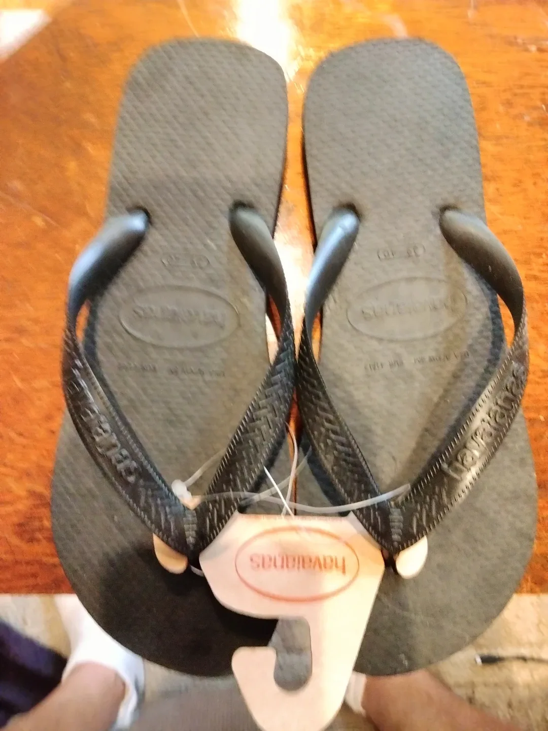 Havaianas Black Flip Flops Size 8 - photo 2