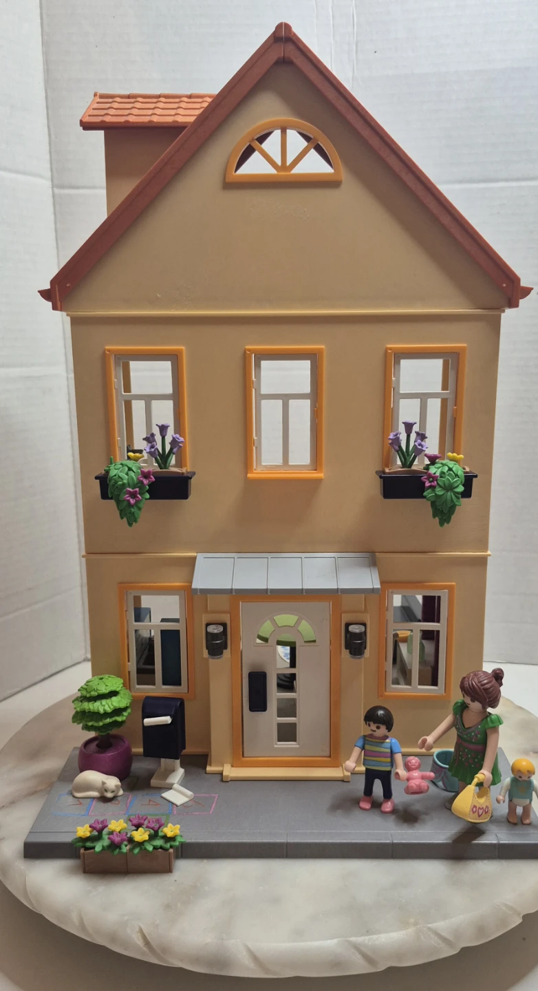 Playmobil 3 story house, exactly as photos