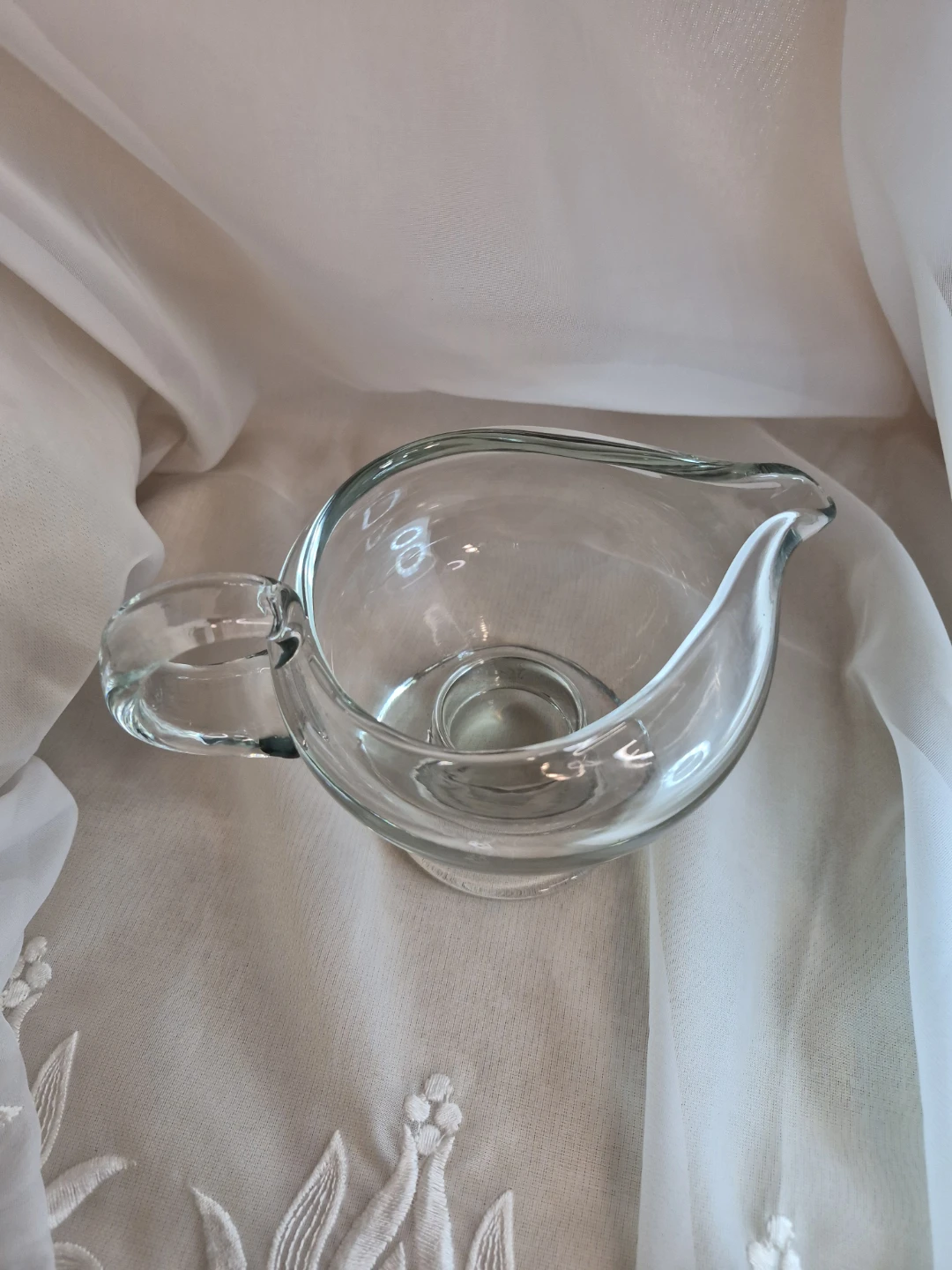 Beautiful Vintage Heavy 2 Cup Glass Gravy Sauce Boat etc. - photo 5