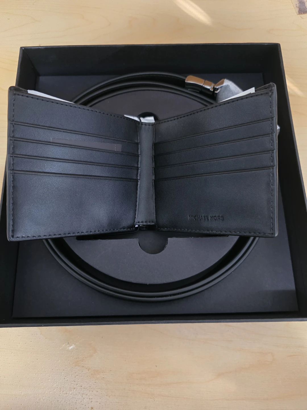 Michael Kors Belt and Wallet Set - photo 3