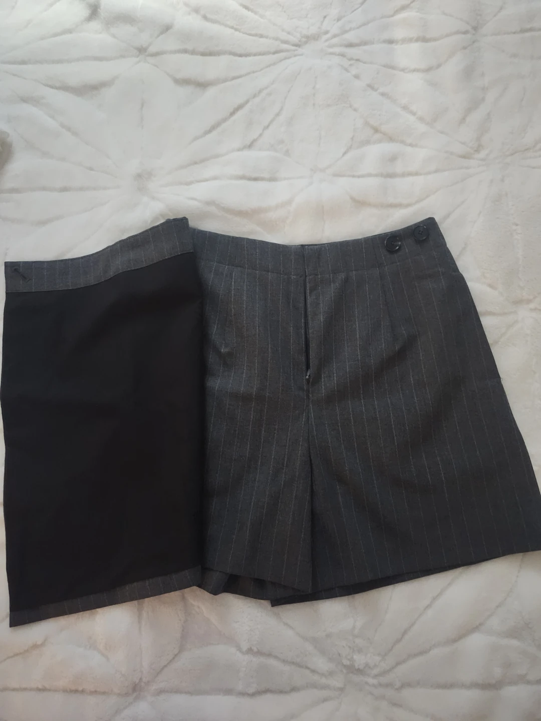 Mirra Masa Pinstripe Skort - photo 2
