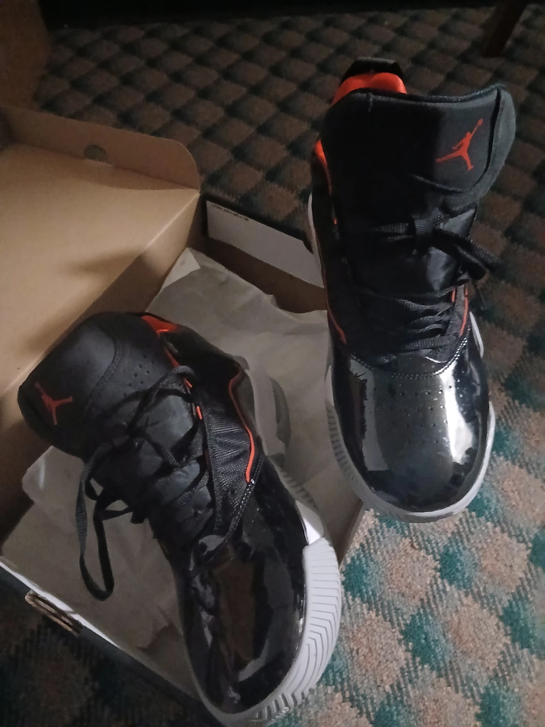 Jordan Men's Basketball Shoes Black/Red - photo 2
