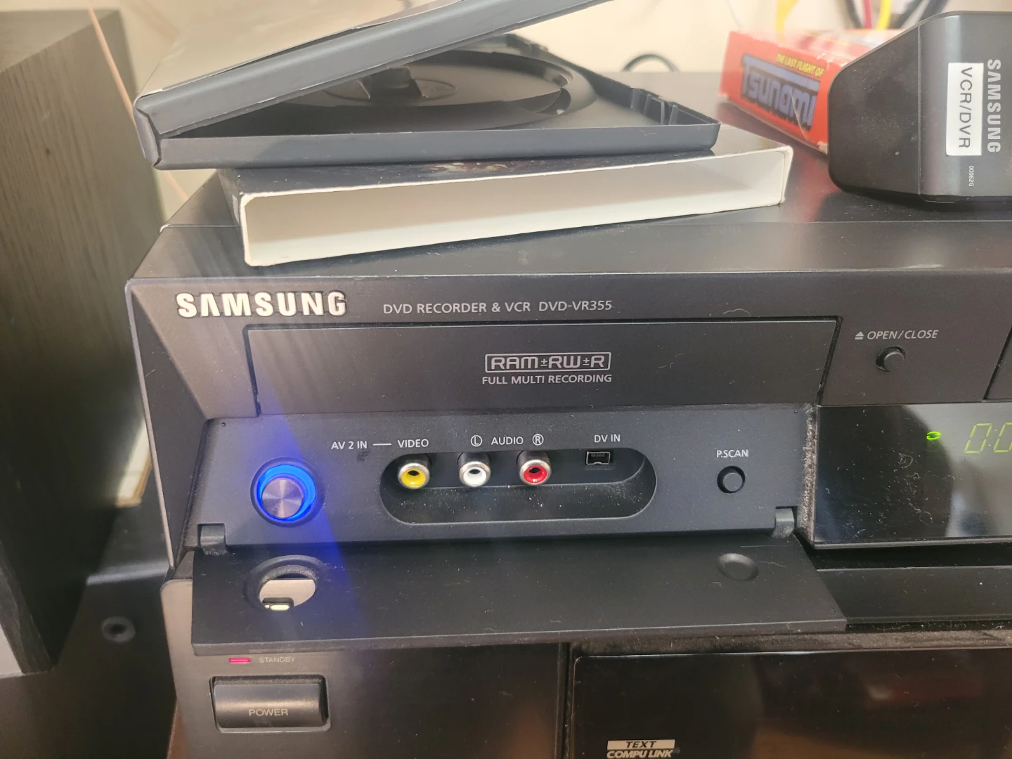 Samsung DVD Recorder & VCR Combo VR355 - photo 4