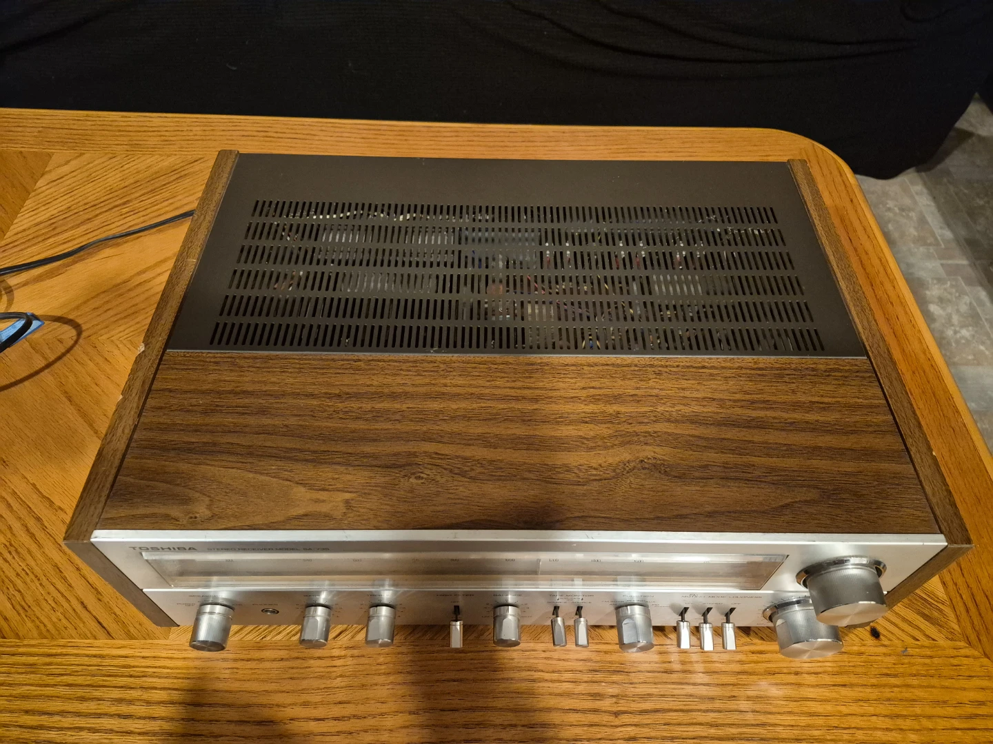 Toshiba Stereo Receiver Model SA-735 - photo 3