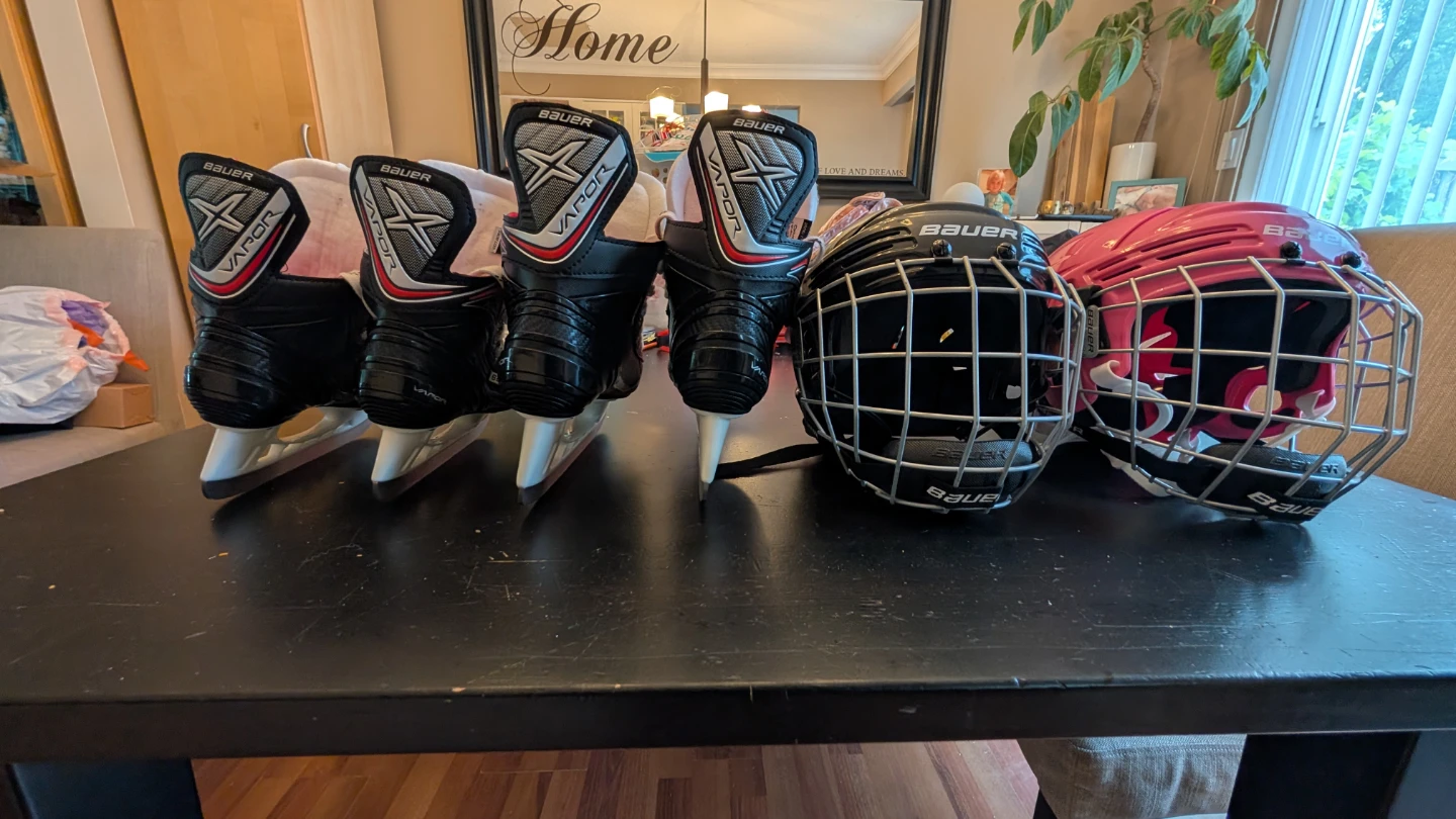 Youth Hockey Skates, Helmets & Skateez Skate Aids - photo 2