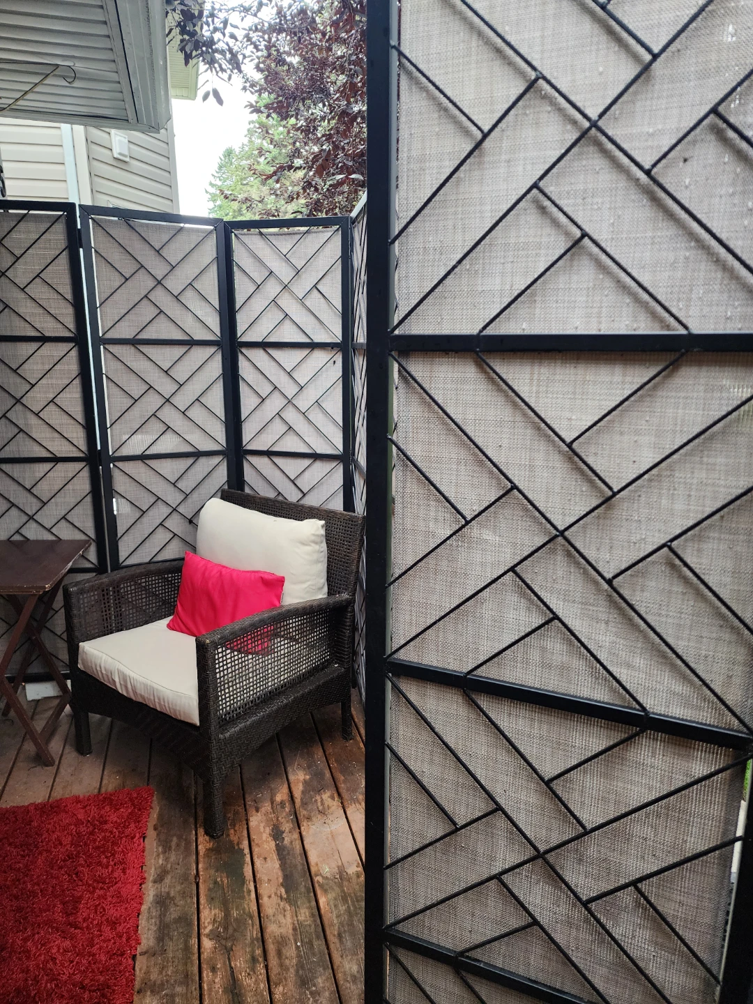 4 Piece Patio Set + 4 x Privacy Walls - photo 5