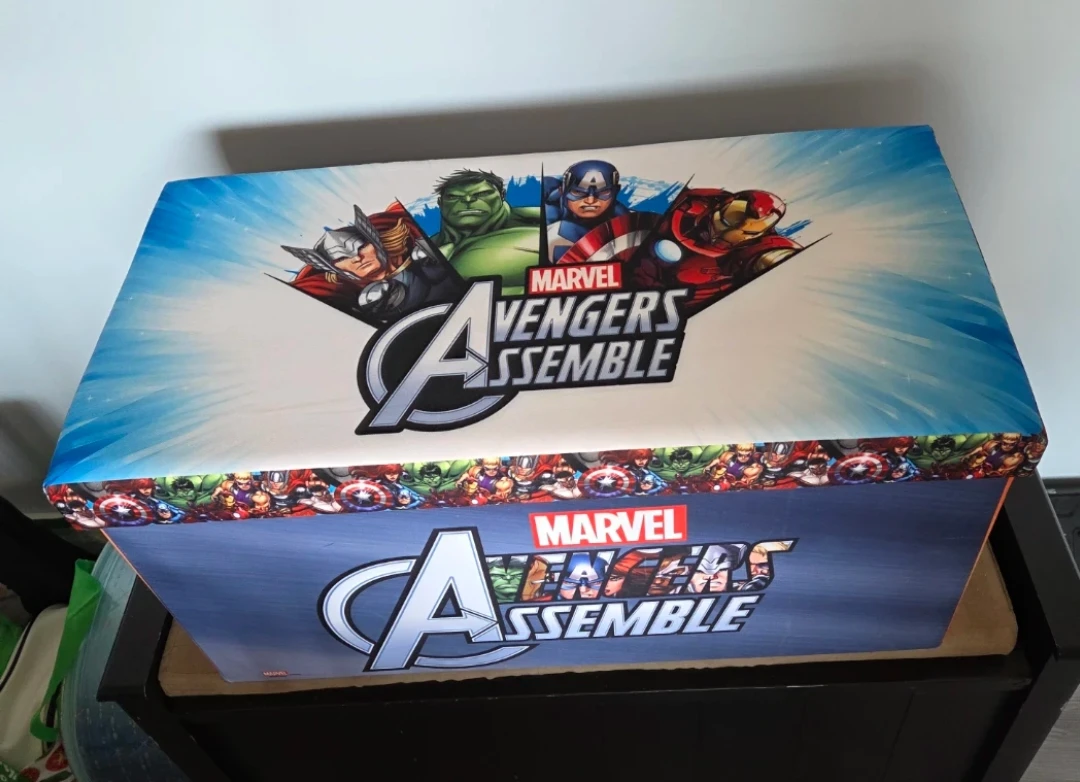 Marvel Avengers Assemble Toy Box - photo 2