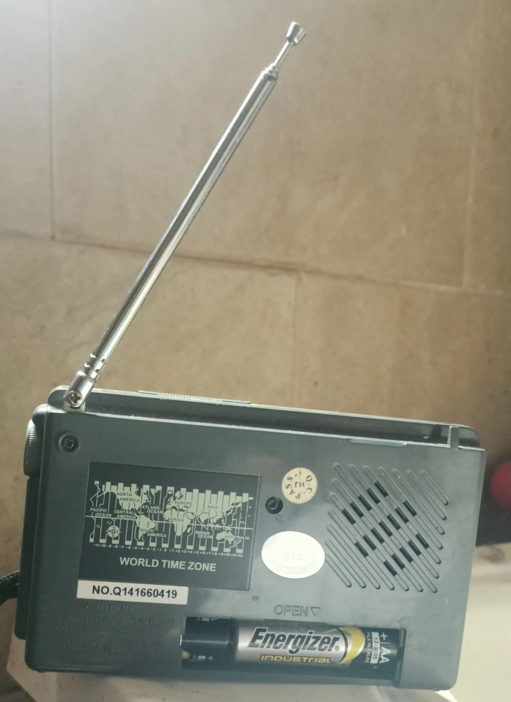Kaide KK-9 FM/TV/MW/SW Multi-Band Radio Receiver - photo 2