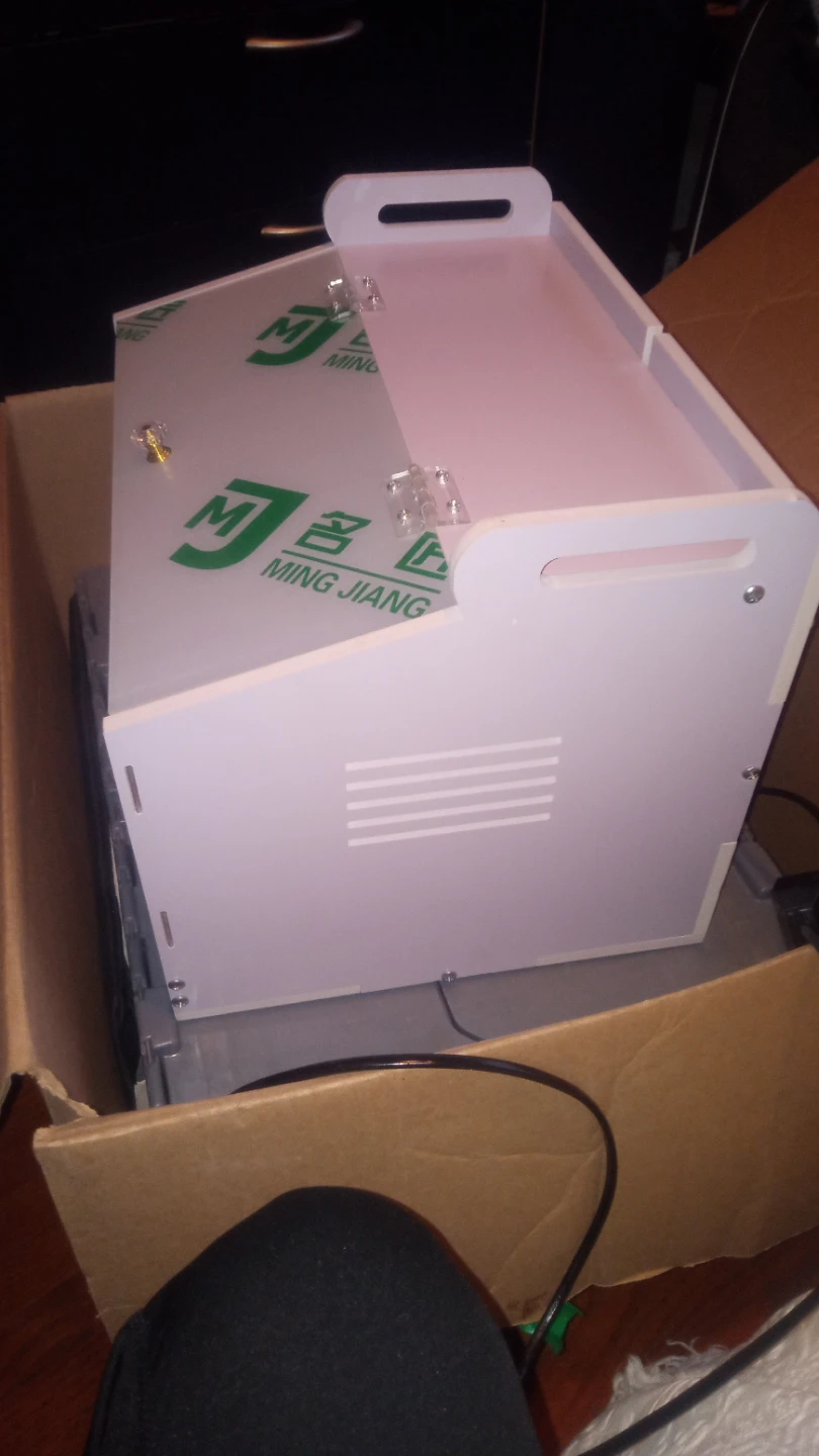 poultry brooder box animal incubator branded by Ming Jiang (名匠).