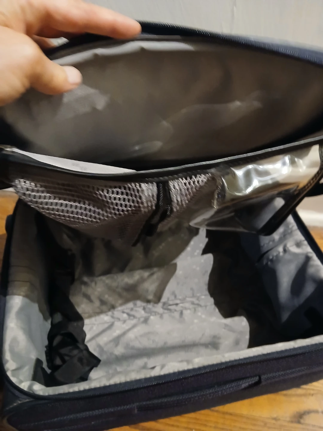Samsonite Softshell Carry-on Luggage - photo 3