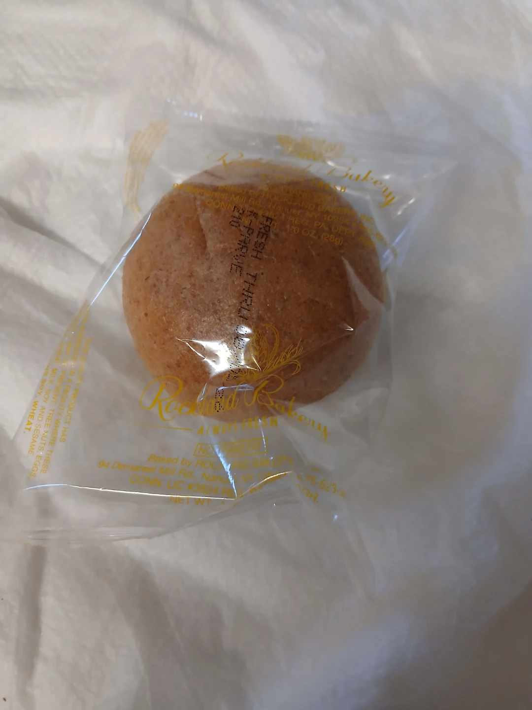 Rohr's Bakery Fresh Thru Bread Roll