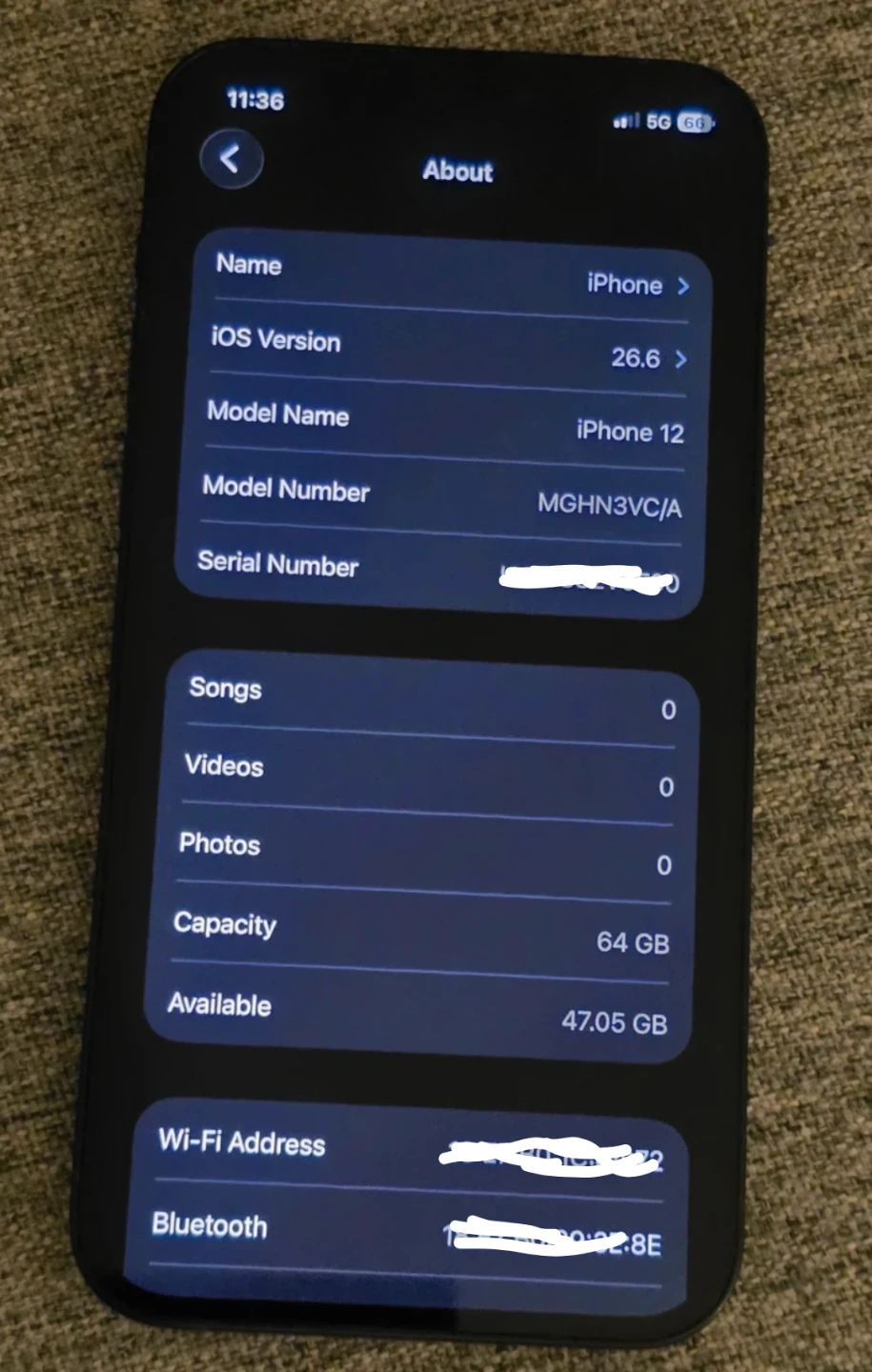 Unlocked iPhone 12 64GB - Black (Not refurbished) iOs 26.6