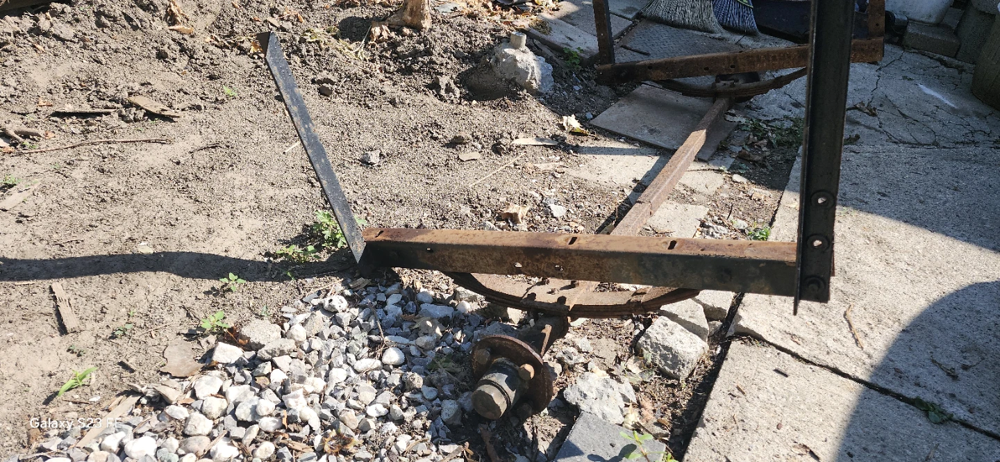 working condition Metal Trailer Frame with Axle hub leaf springs - photo 5