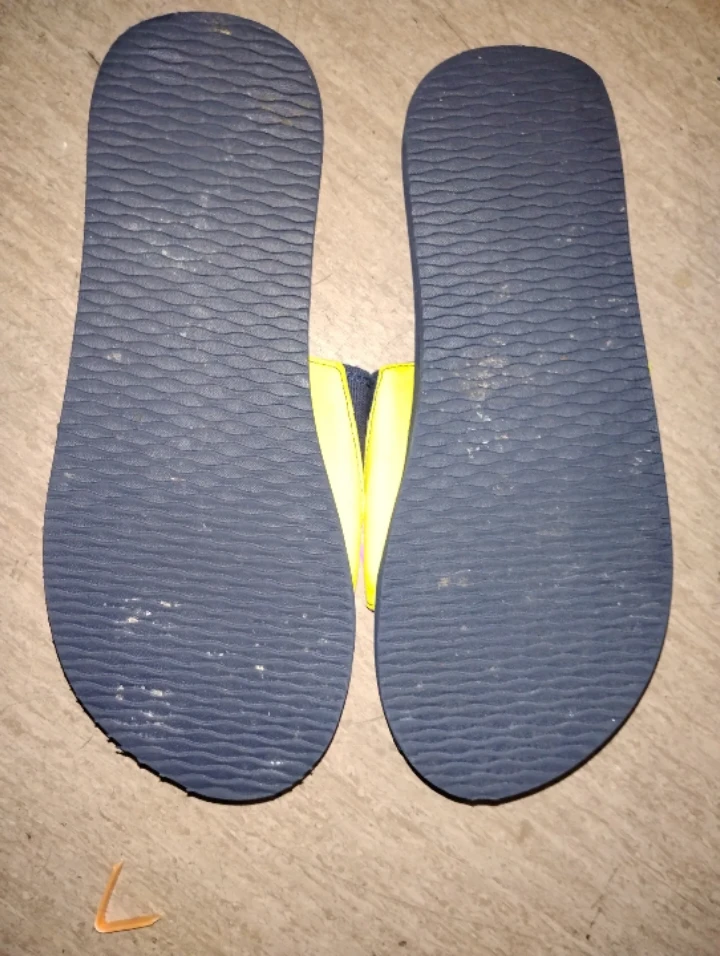 Men's Comfortable & Adjustable, Navy Blue/Yellow Slides!! - photo 3