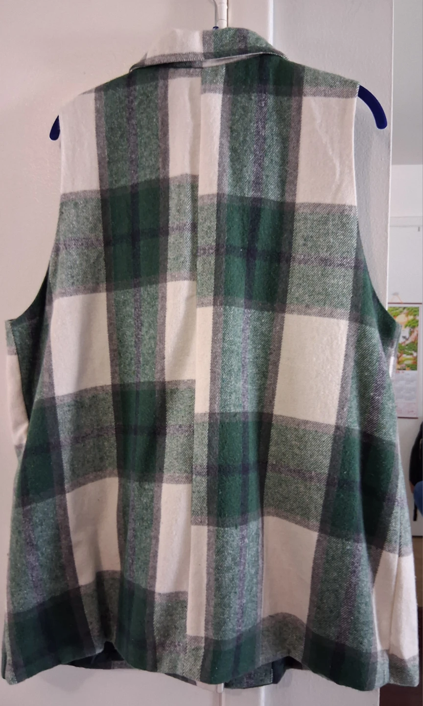 Vintage Plaid Button-Up Vest - photo 2