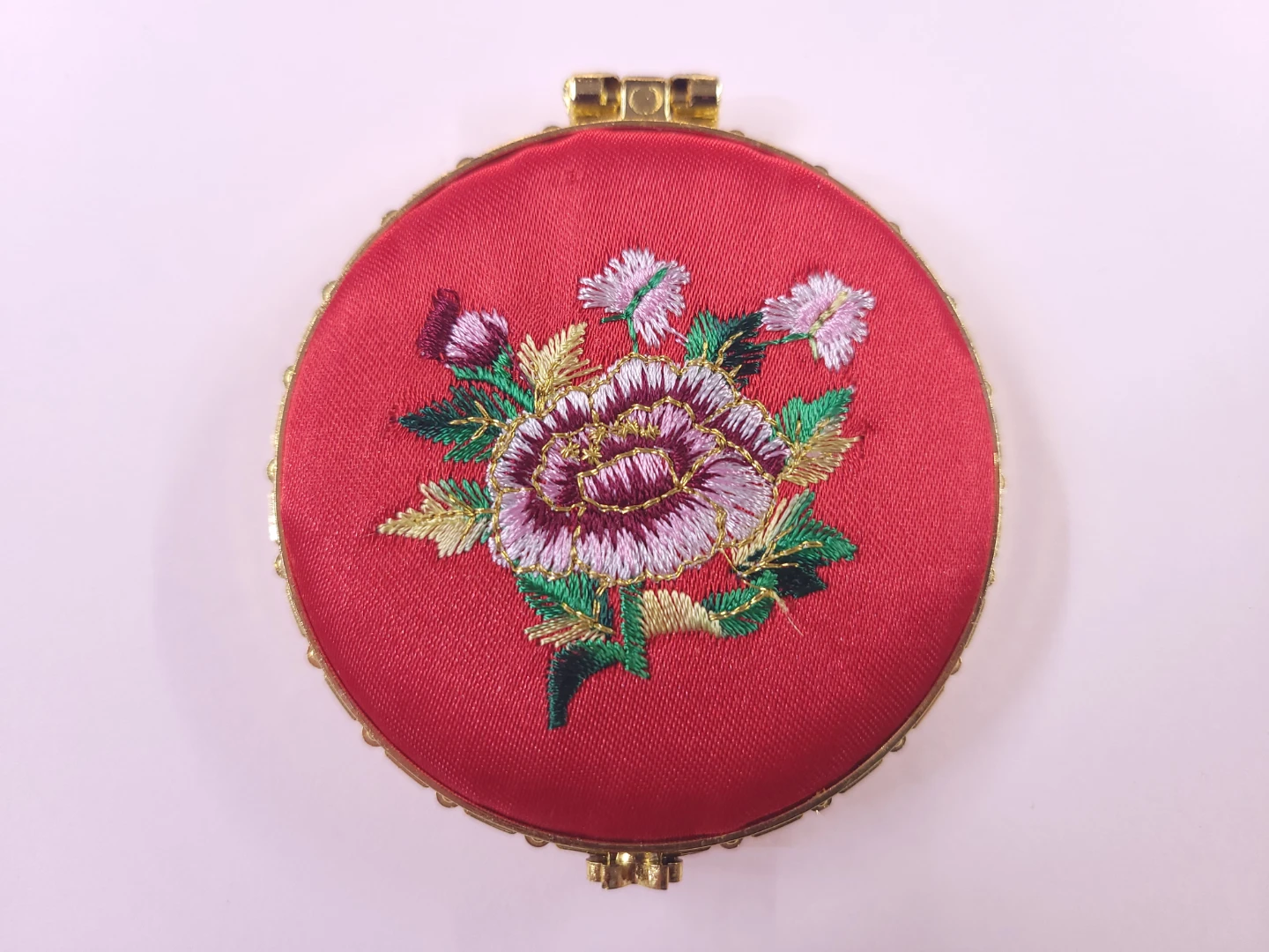 Embroidered Heart Compact Mirror - photo 3
