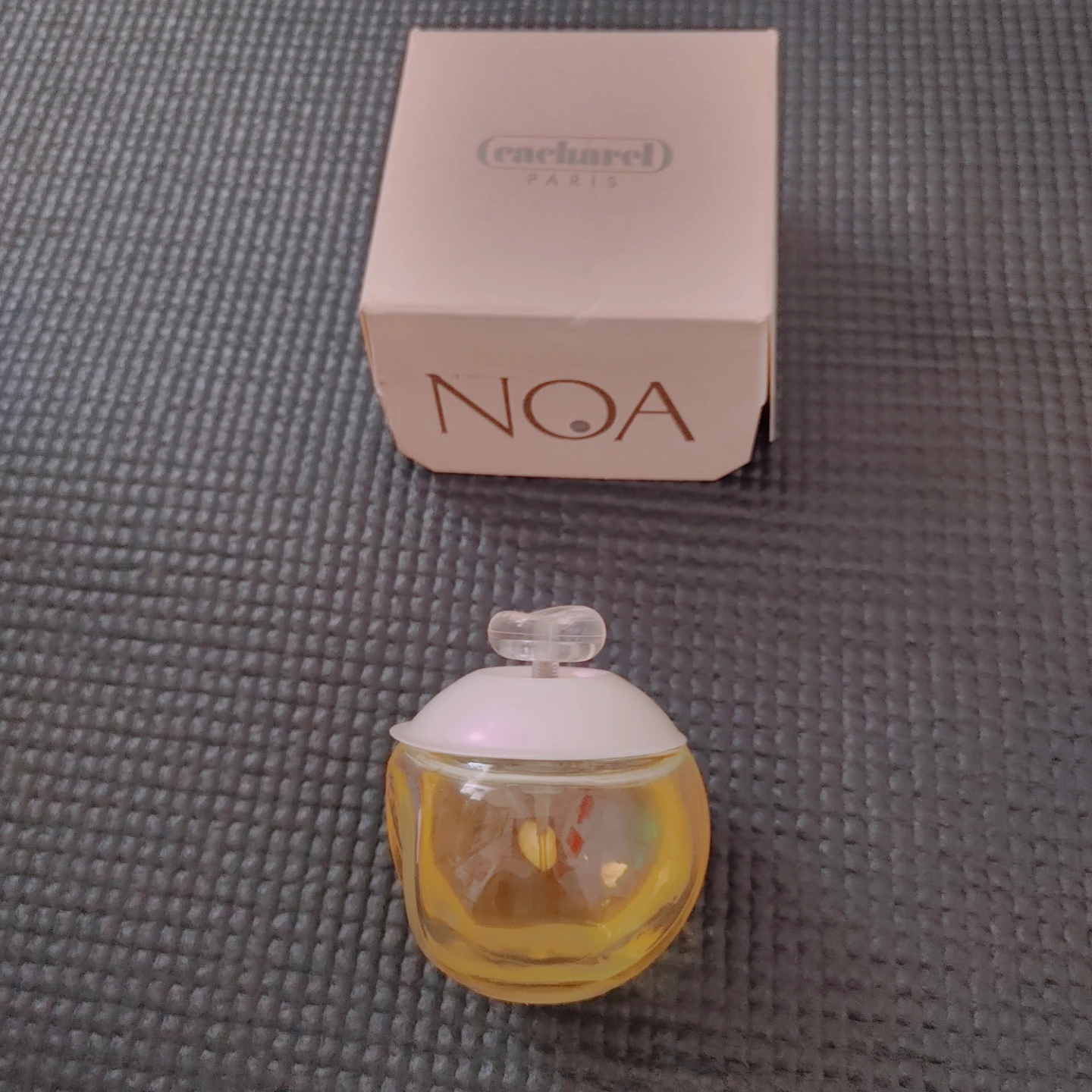 Cacharel Noa Eau de Toilette Mini Perfume - photo 2