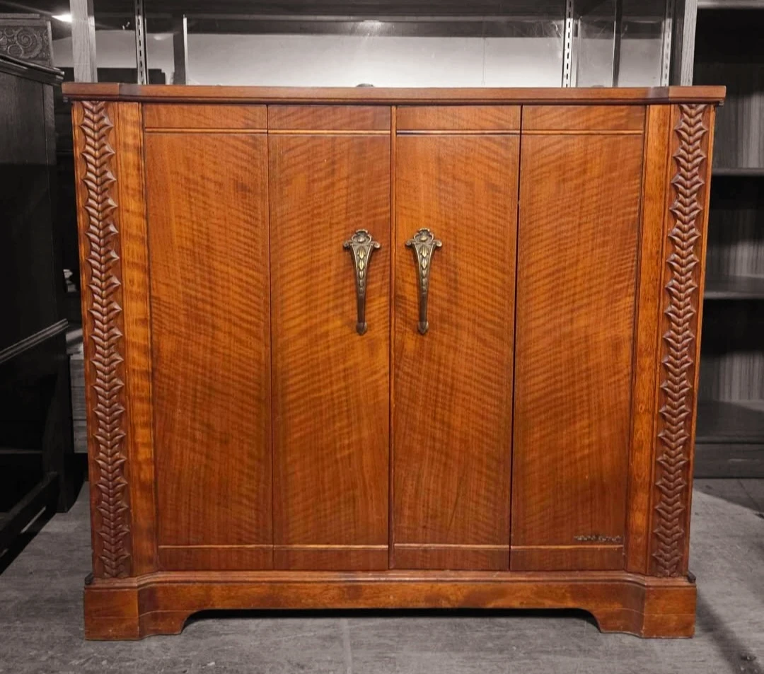 Antique Bi-Fold Solid Walnut Vinyl Record Cabinet - photo 2