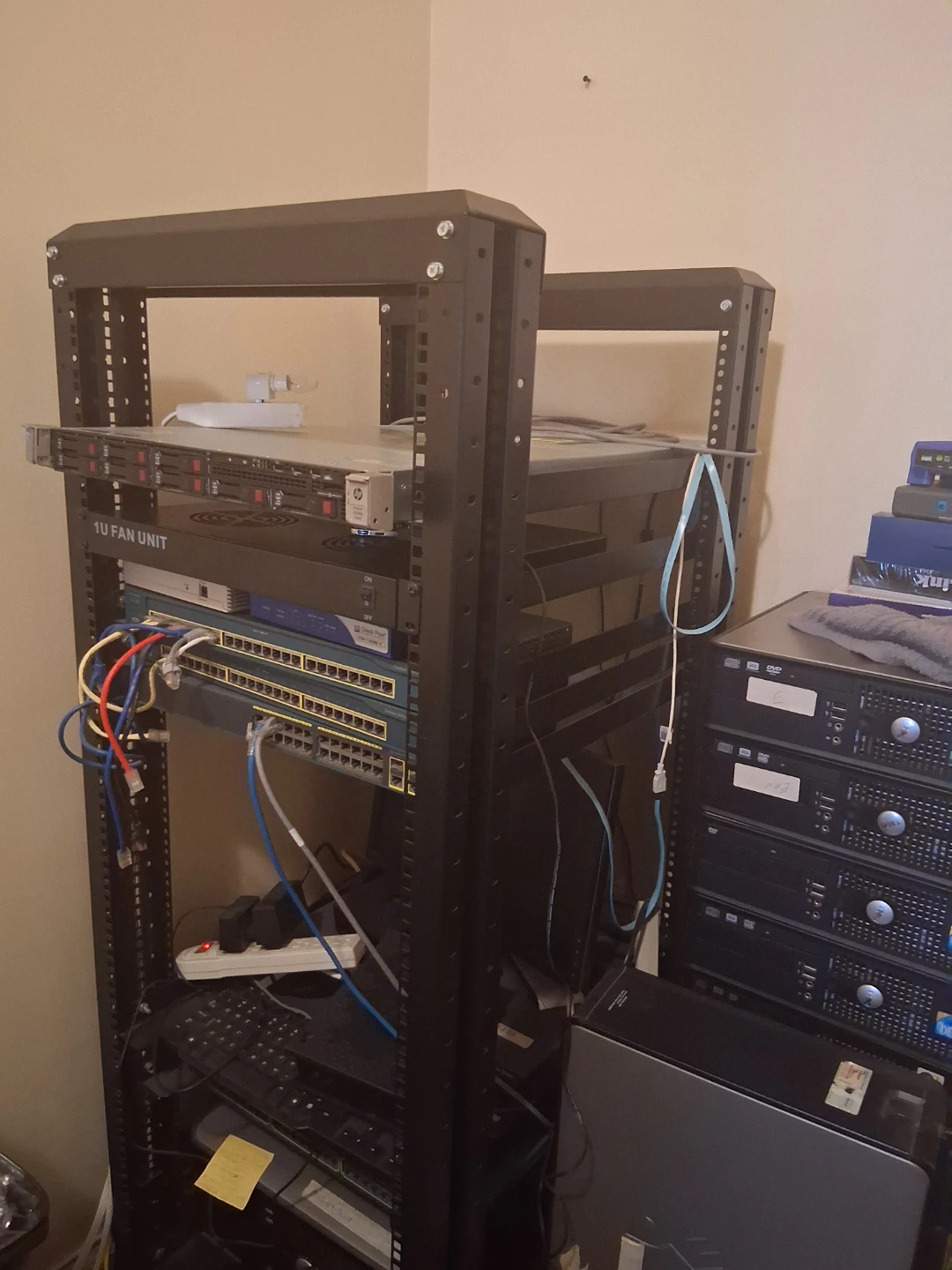 27U 4 Post Open Frame Network IT Server Rack With L Rails - photo 5