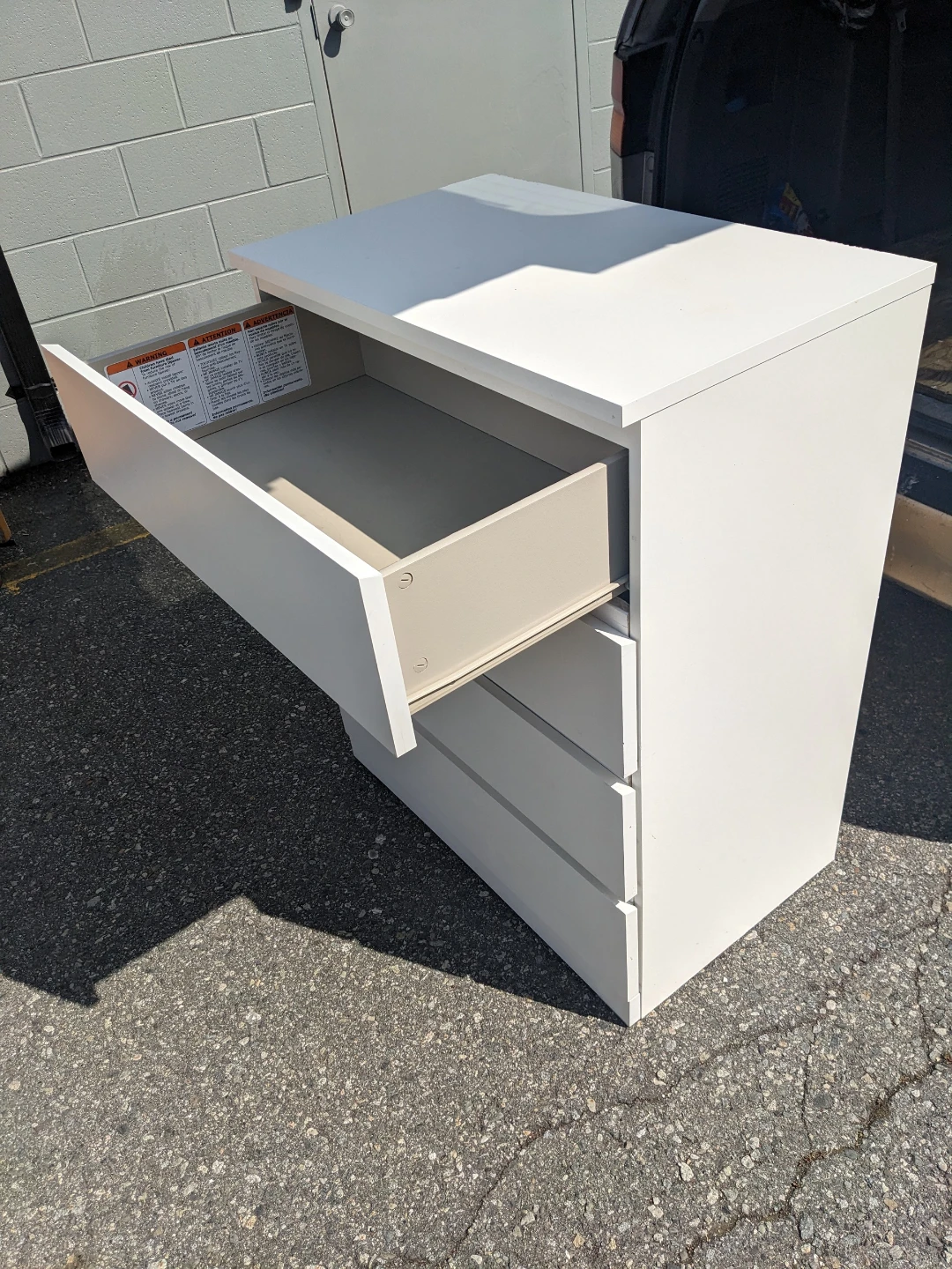 Dresser Ikea delivery available - photo 3