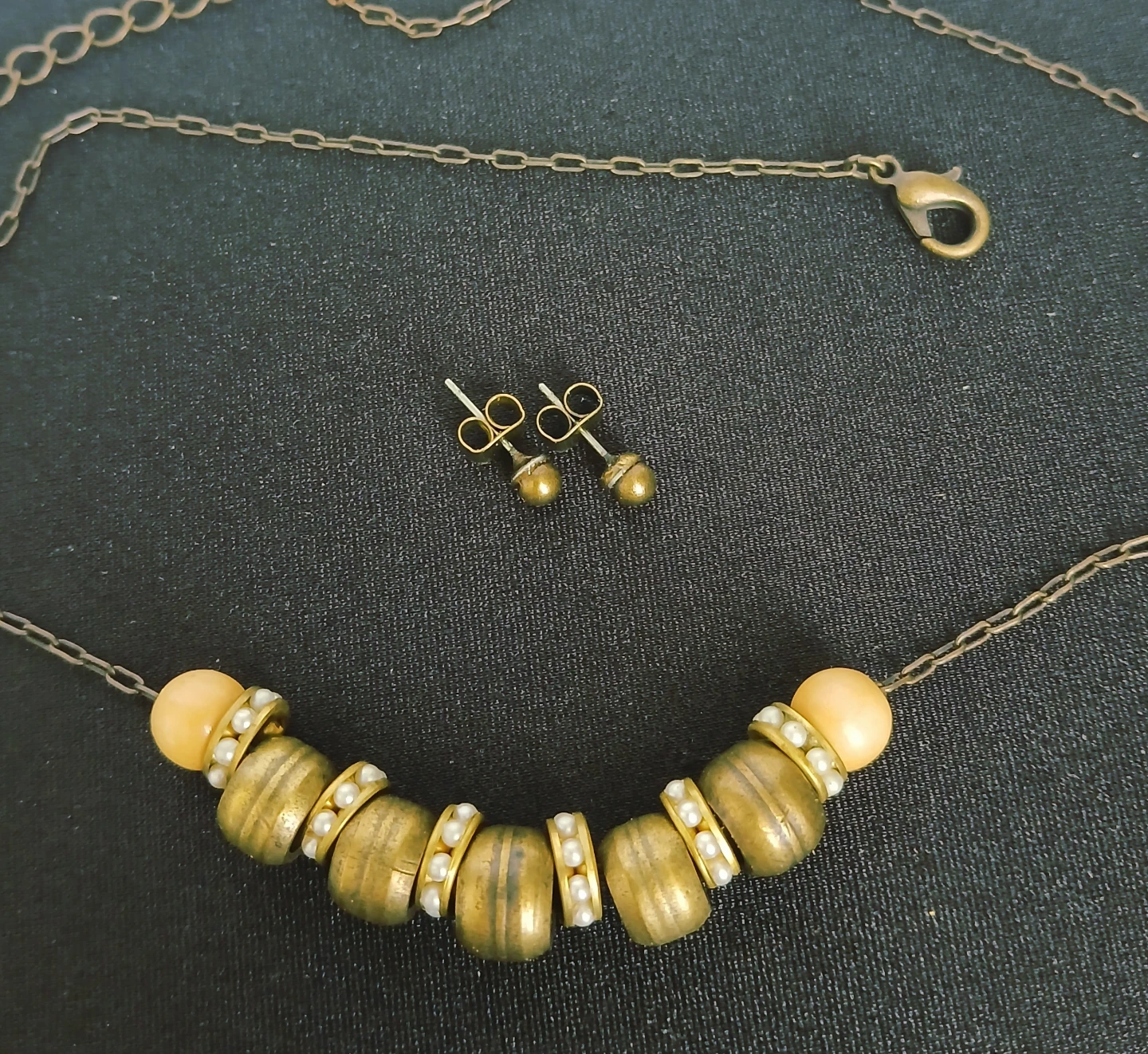 Beaded Necklace and Earring Set - photo 3