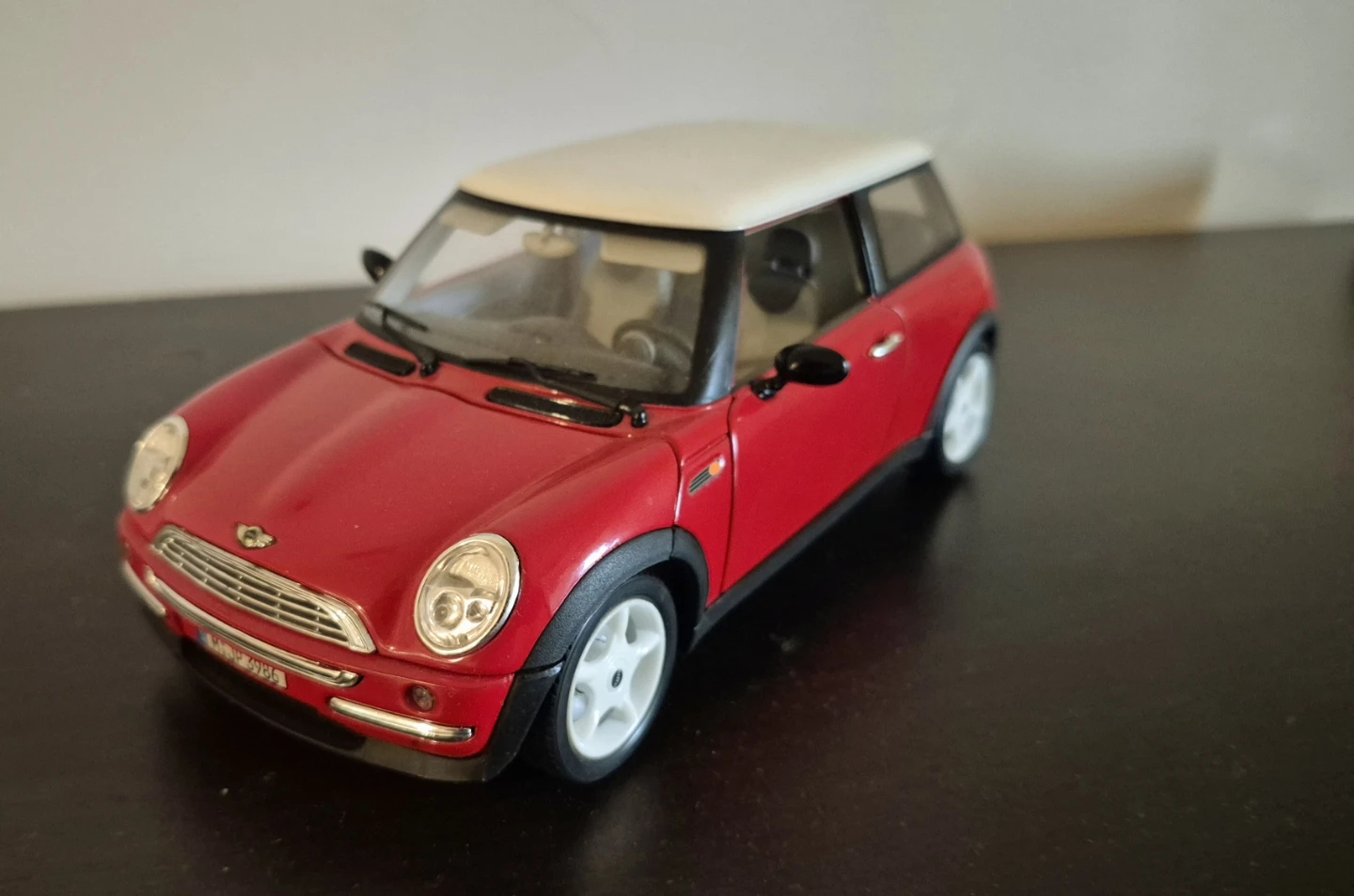 Collection of 6 Diecast Model Cars - photo 3
