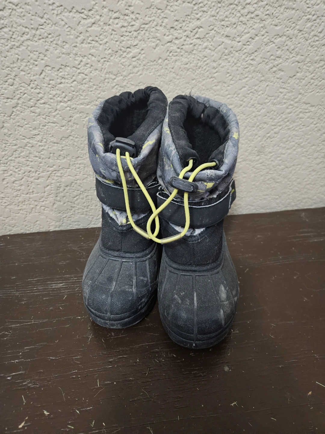 Columbia Kids Winter Boots Size 12