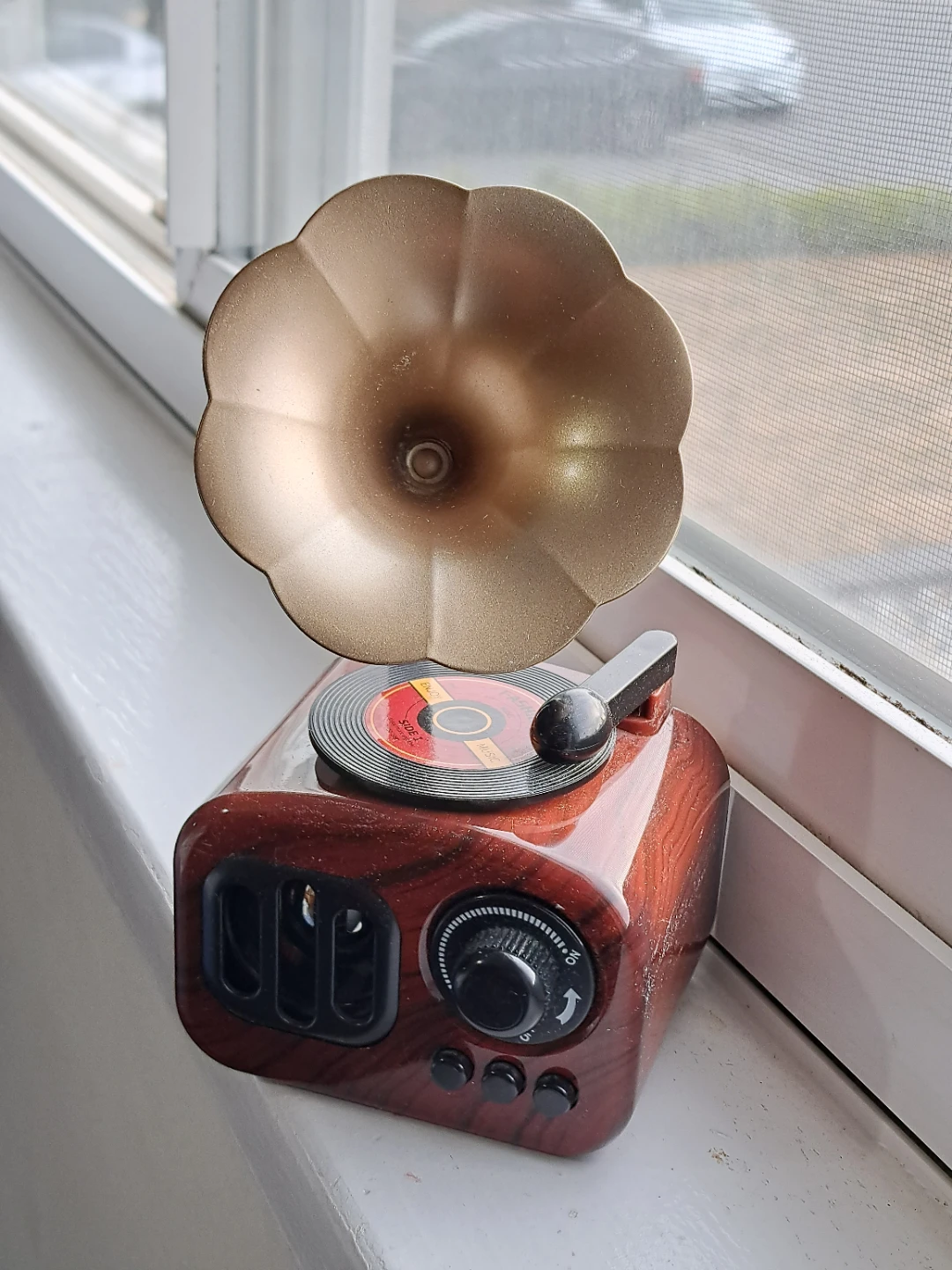 Decorative Gramophone Bluetooth Speaker - photo 2