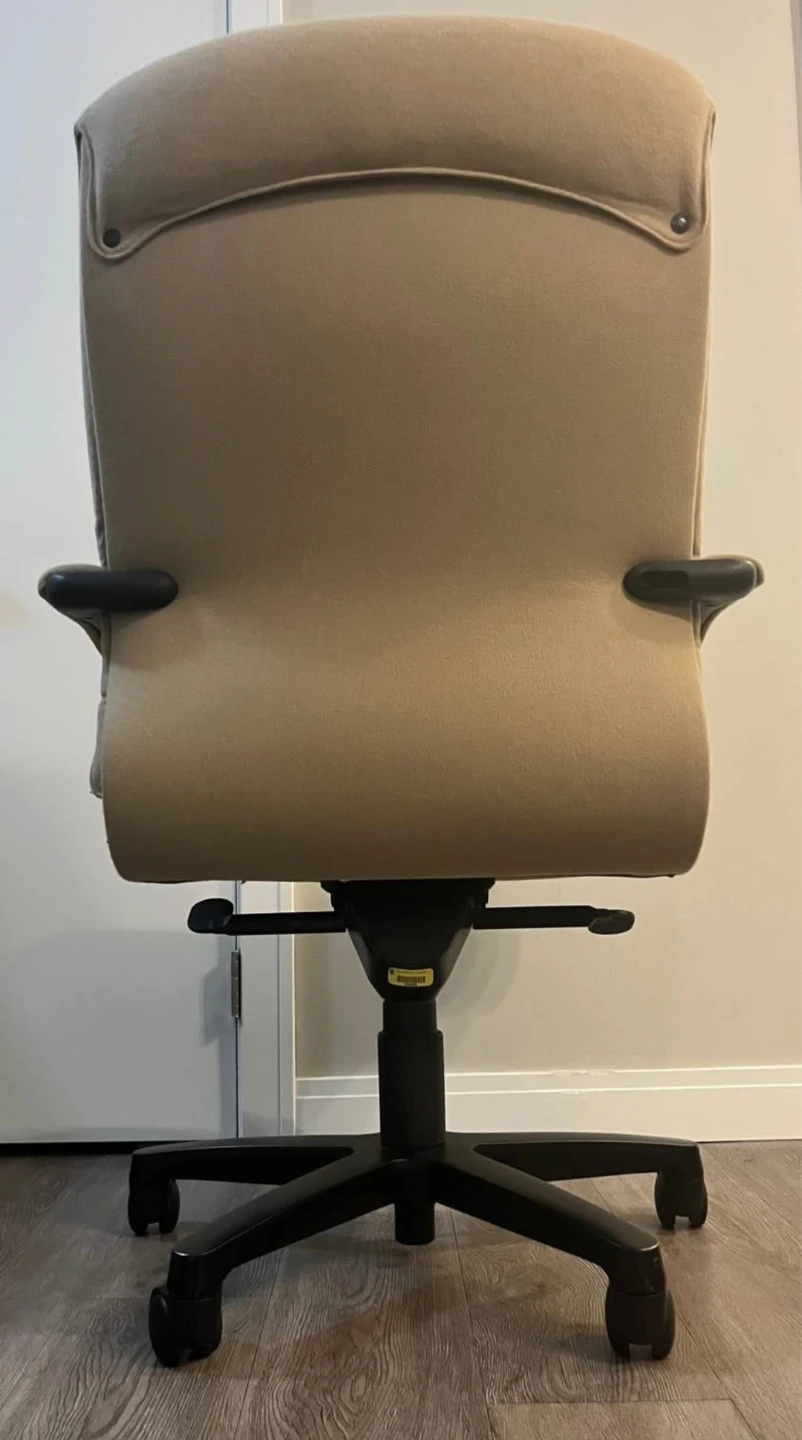Beige Office Chair - photo 4