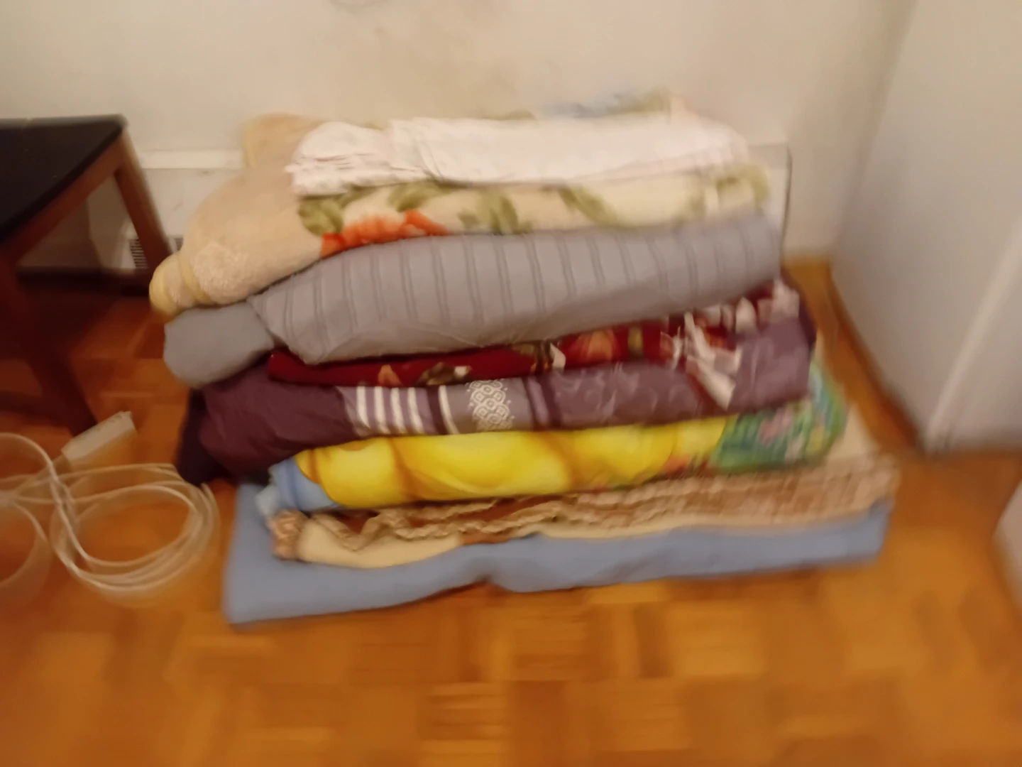 Bundle of Bedding Linens