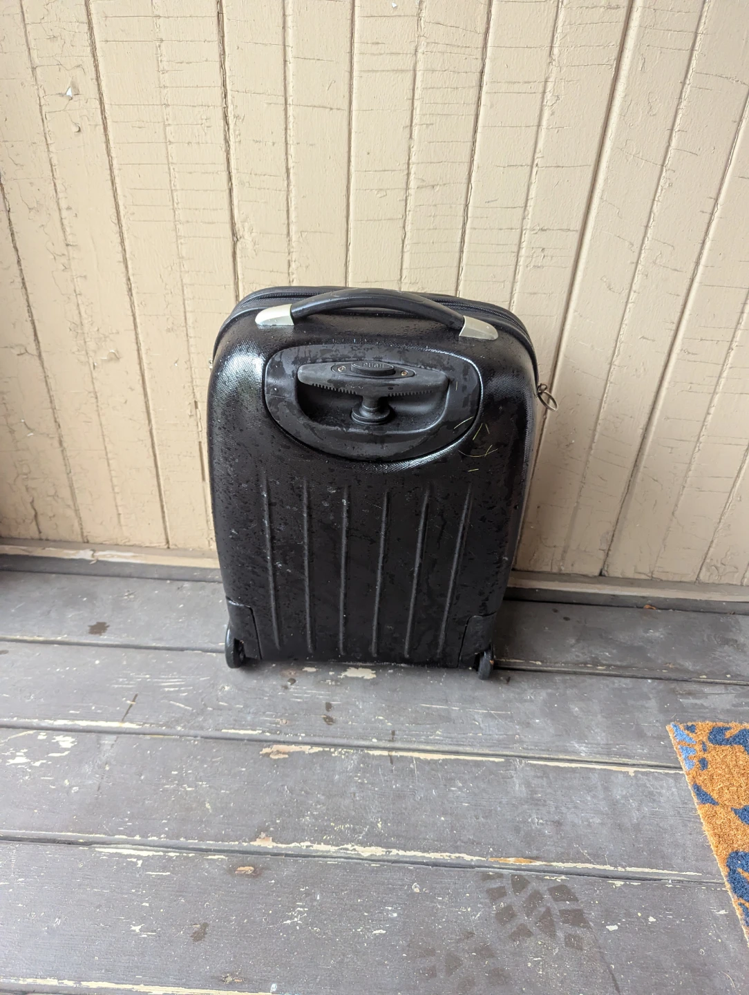 HEYS  Hard CASE Rolling Suitcase - photo 2